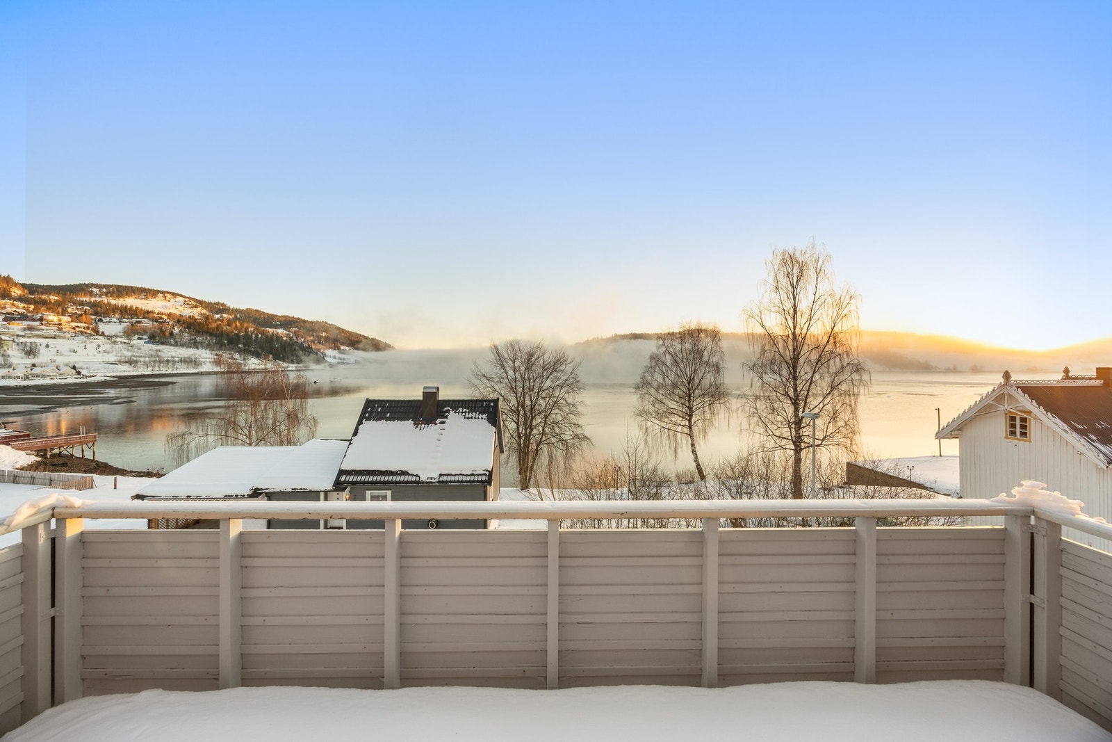 Velkommen til Malmostrand 25 B, presentert av EiendomsMegler1 v/ Magnus Aasland. Galleribilde