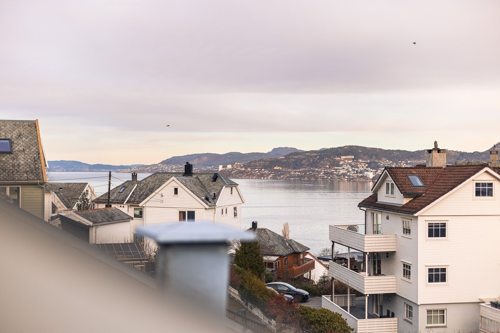 Fantastisk utsikt fra hovedsoverommet på loftet. Galleribilde