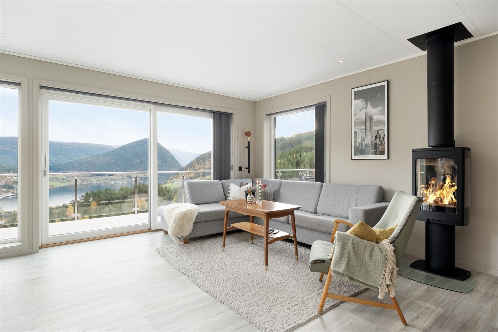 Vedomnen gir god varme og lun hygge på kaldare dagar. Galleribilde