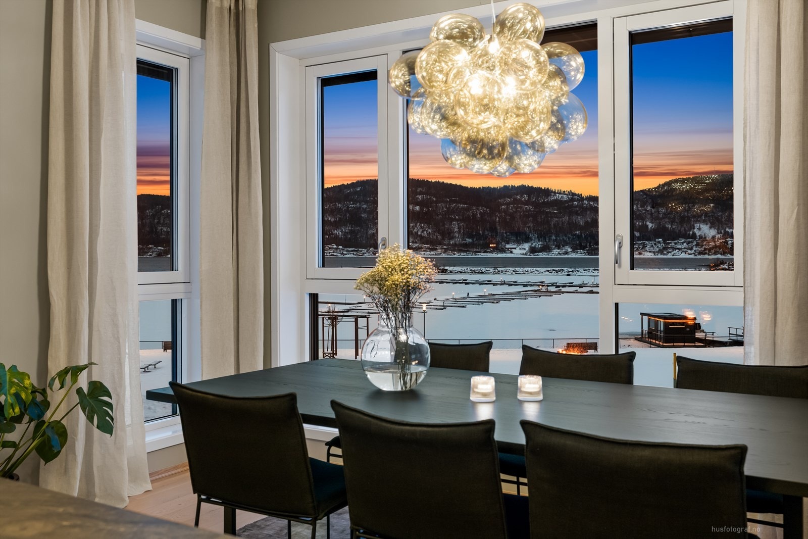 Flott utsikt. Galleribilde