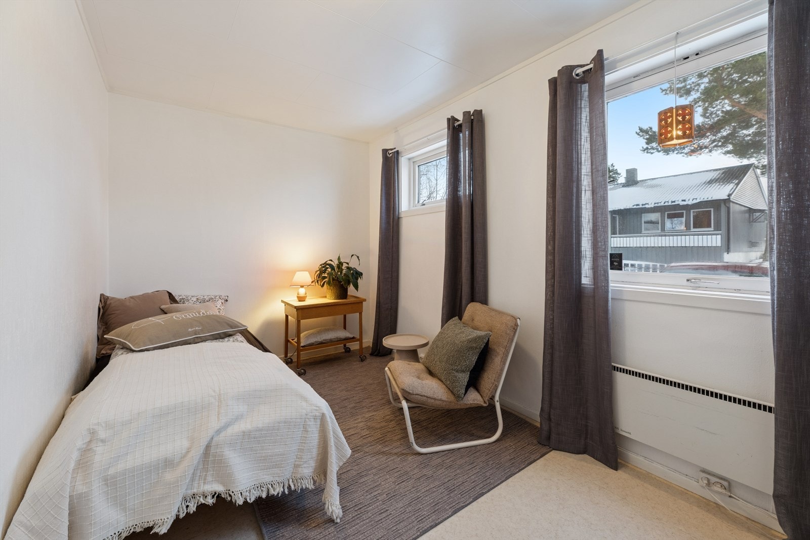 Soverom 2 er også av god størrelse. Galleribilde