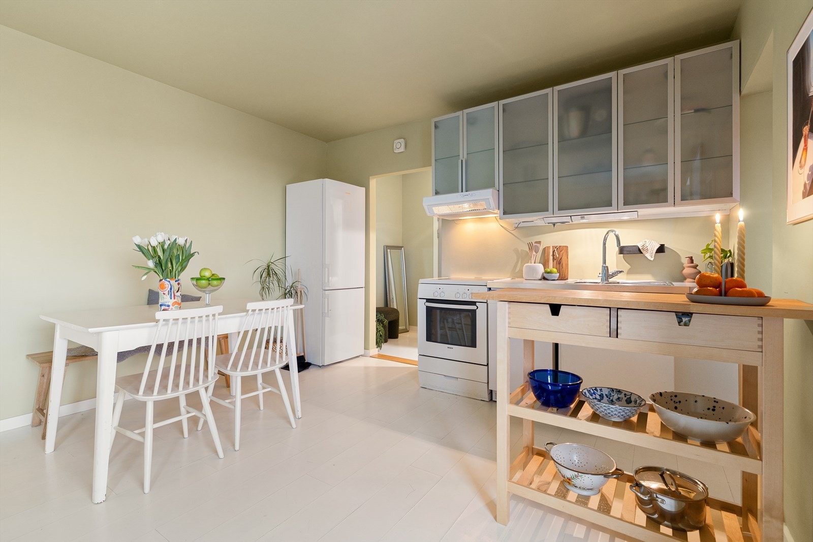 Vegger og tak ble malt og sparklet i 2022. Galleribilde