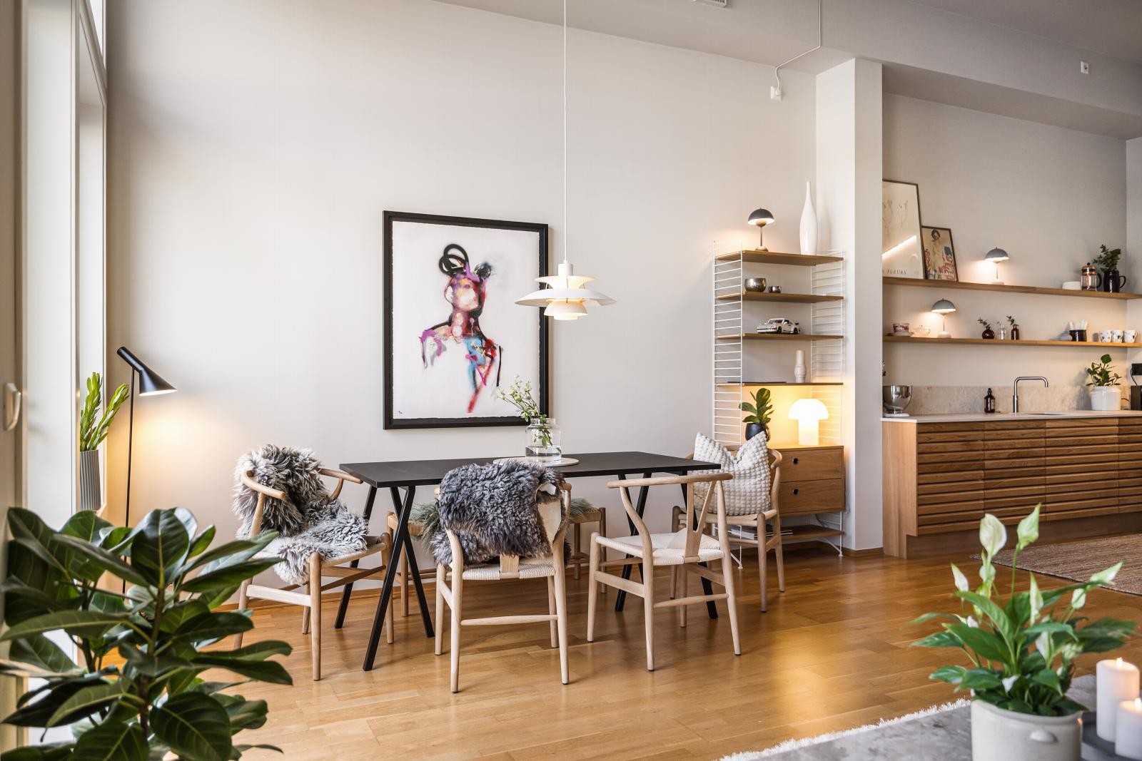 Spiesplass. Galleribilde