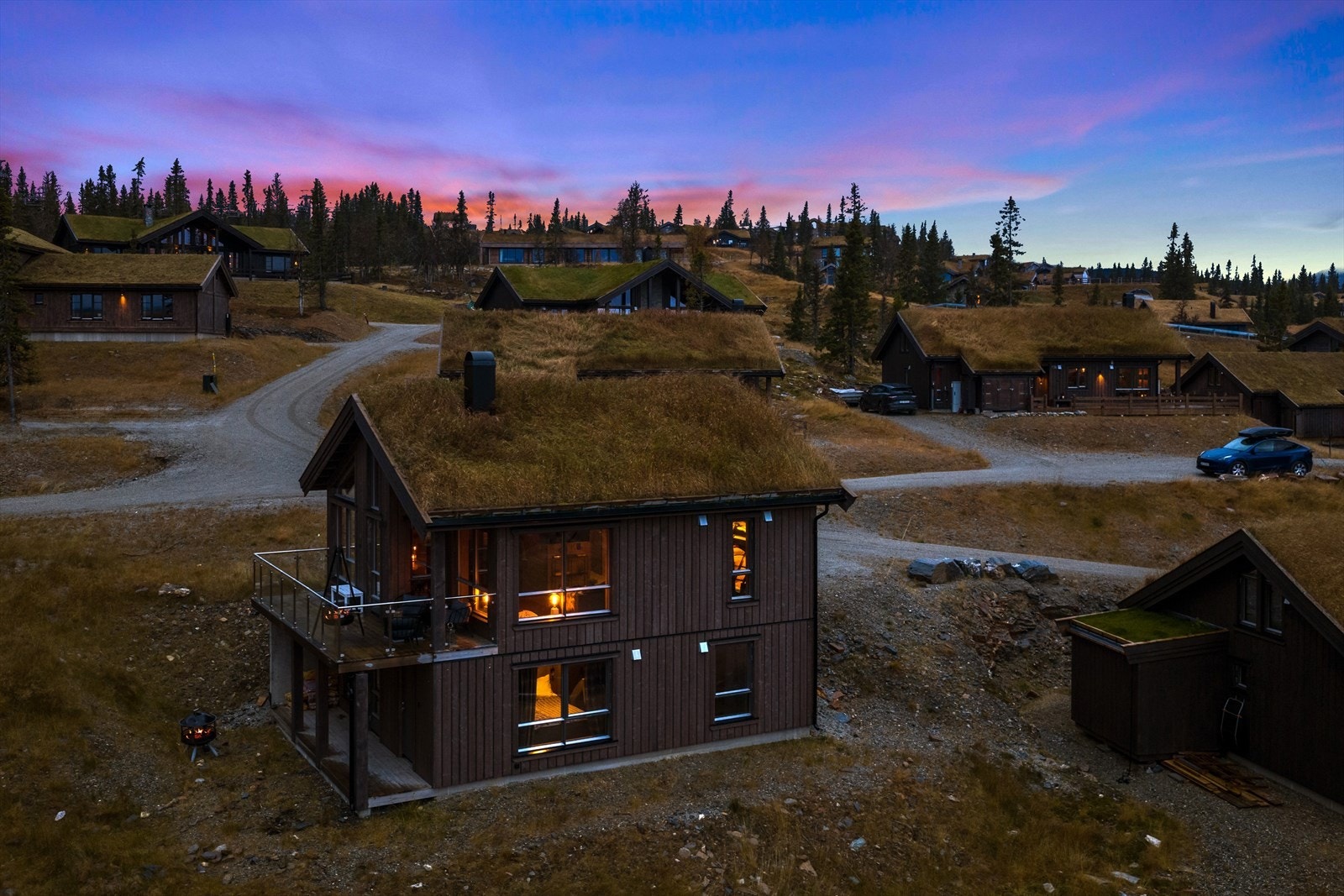 Nyere, lekker og moderne hytte i attraktive omgivelser på Varden i Kvitfjell! Galleribilde