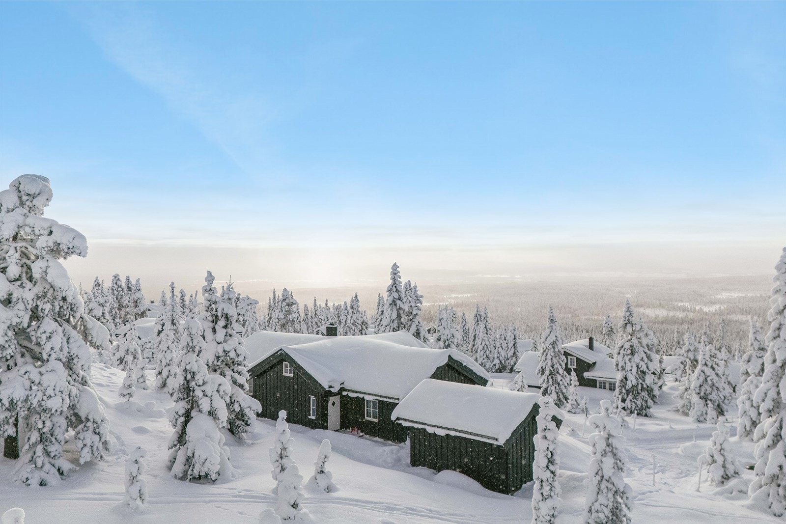 Utsikt og fasade Galleribilde