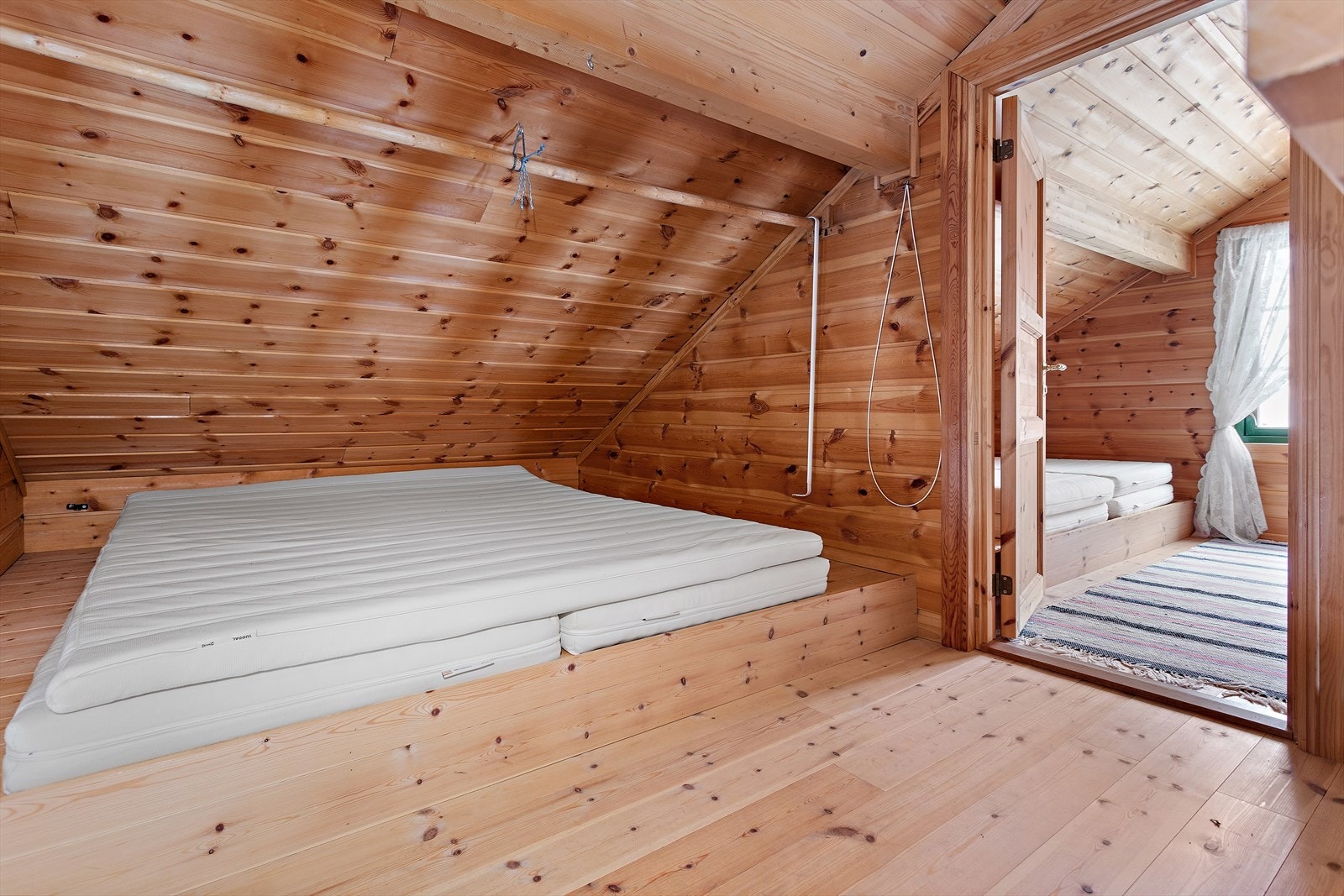 En smart utnyttelse av arealet som gir mange sovemuligheter. Galleribilde