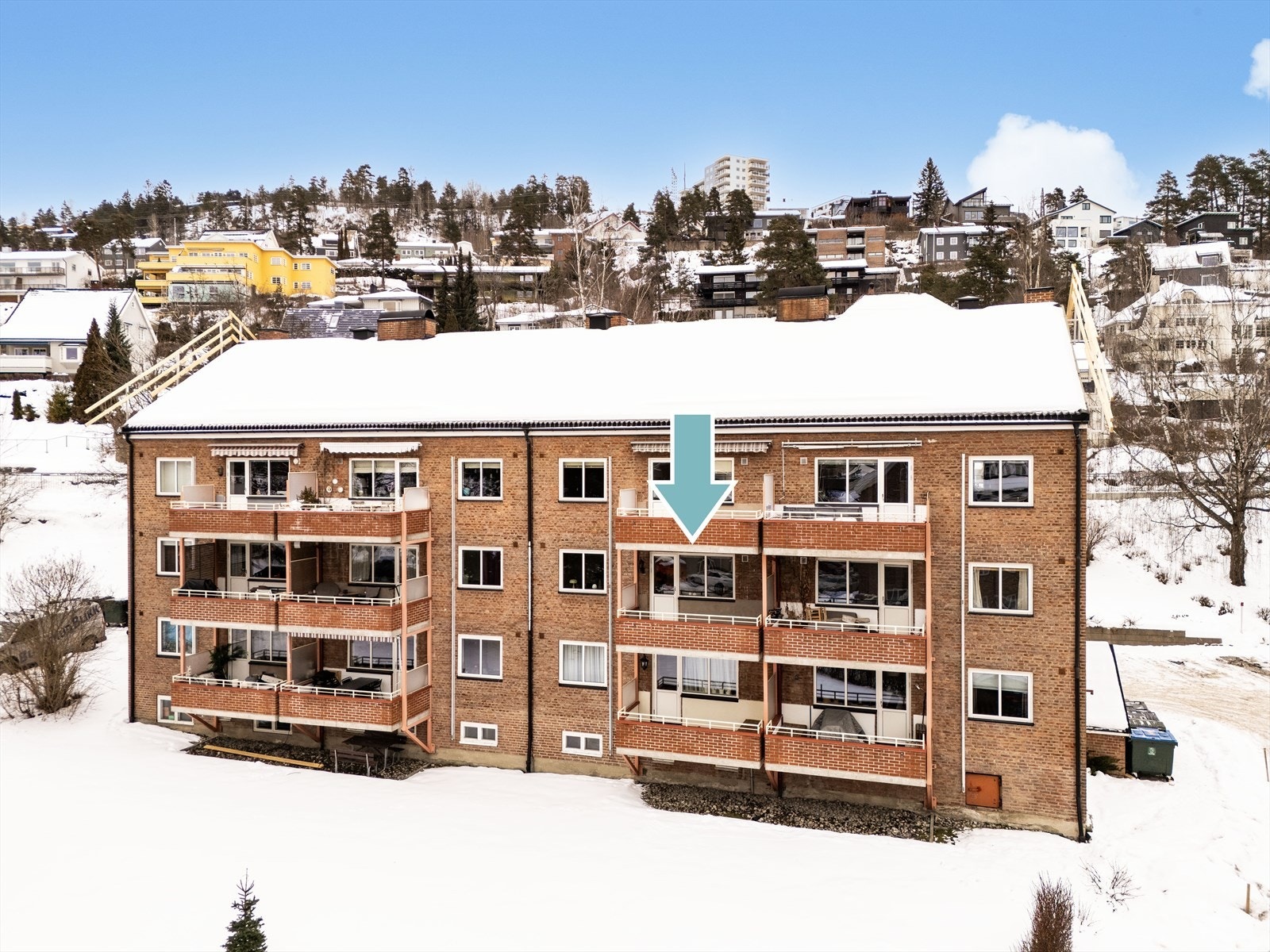 Leiligheten ligger fint til i byggets 2.etg. Galleribilde