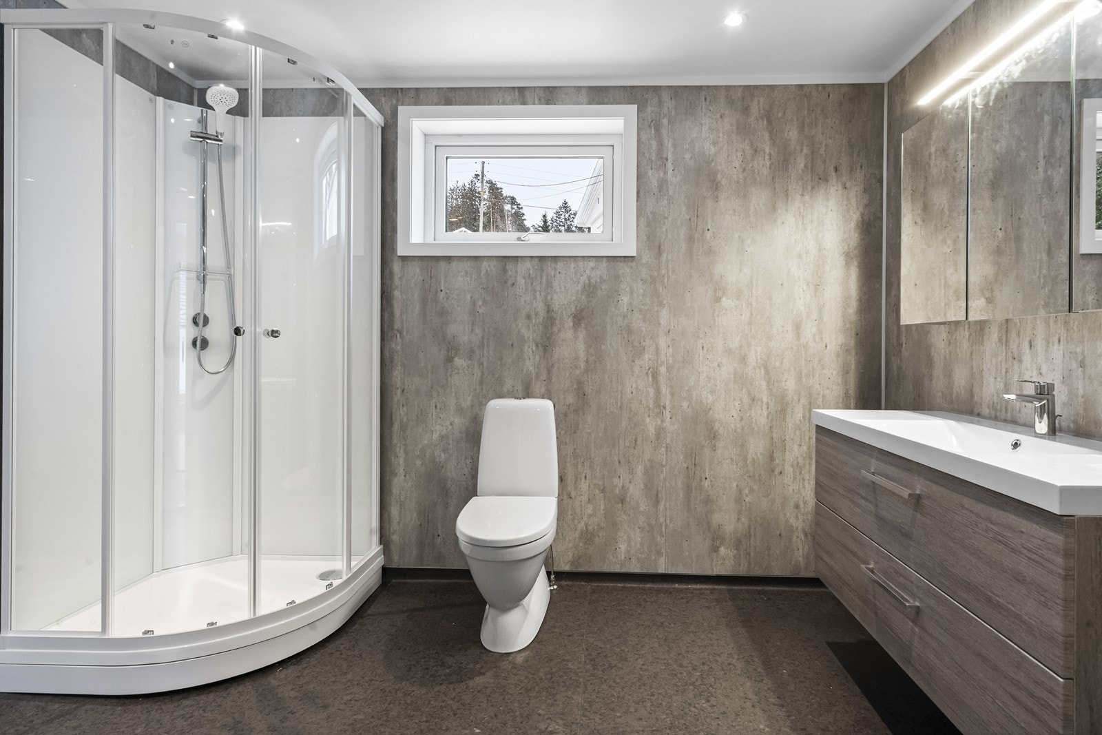 Bad 1.etasje Galleribilde