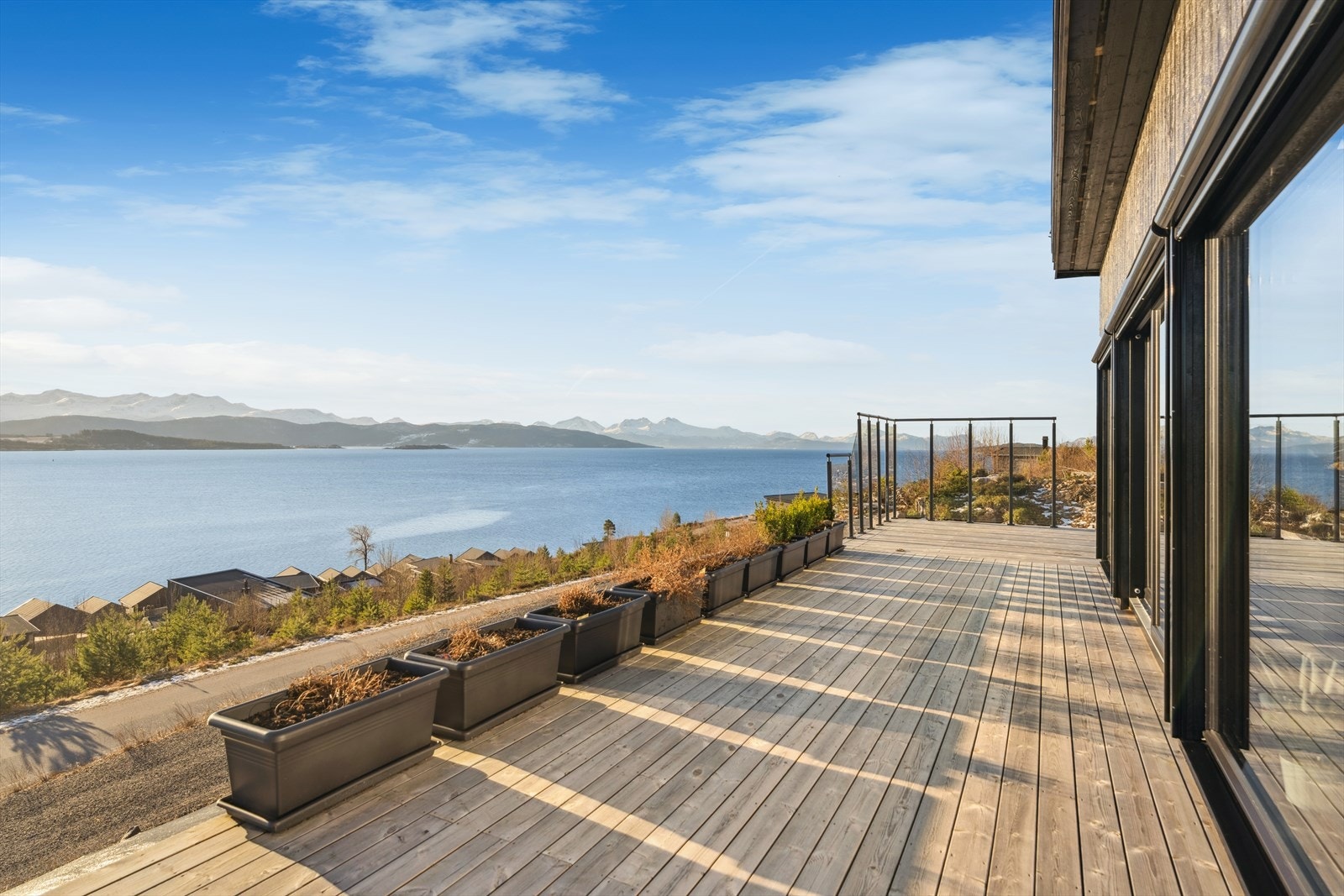 Velkommen til Ørnehaugvegen 28 - Presentert av Eiendomsmegler Tore Boksasp v/DNB Eiendom. Galleribilde