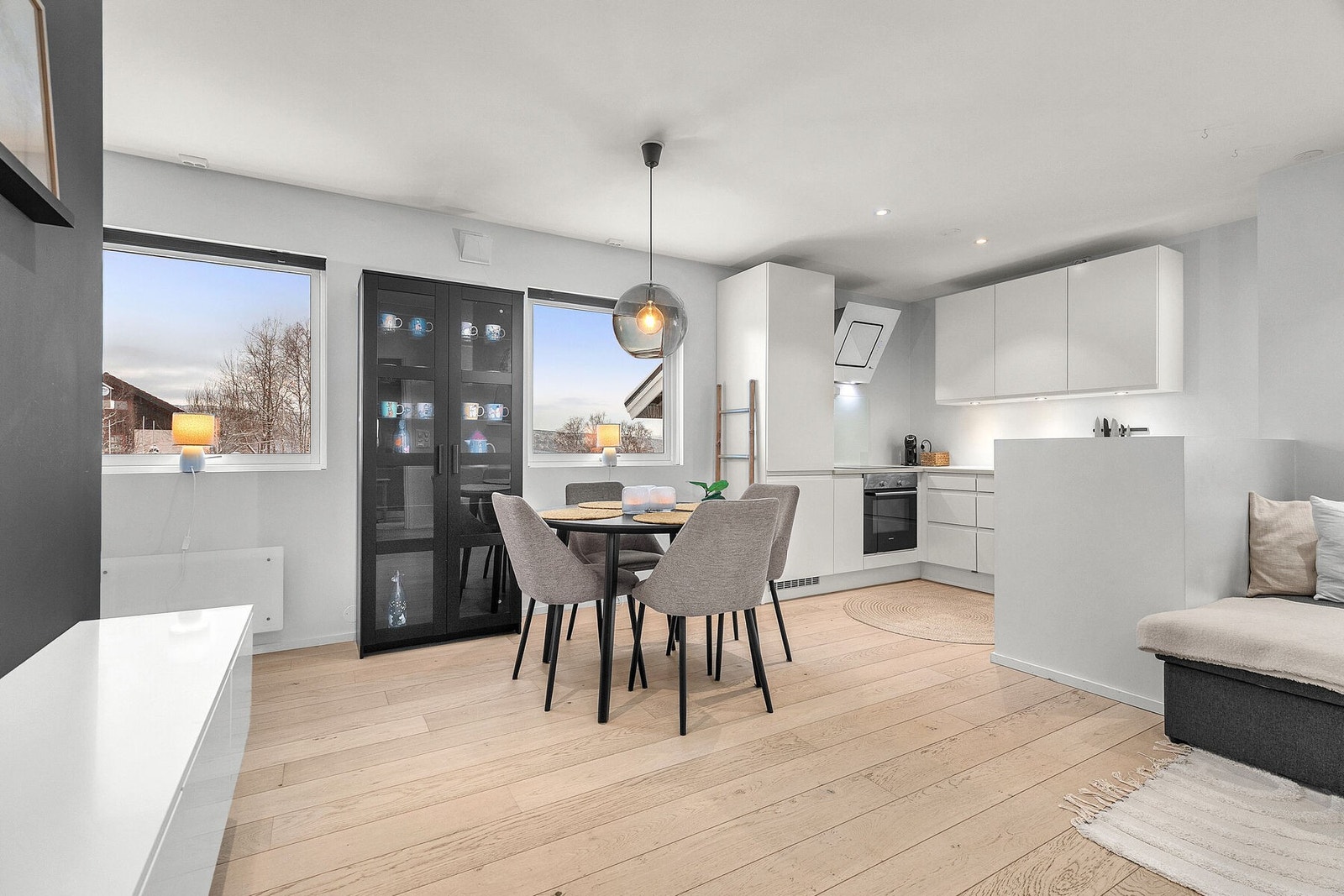 Pen og oppgradert bolig. Leiligheten ble betydelig oppgradert i 2016. Fotograf: Kalle Punsvik Galleribilde