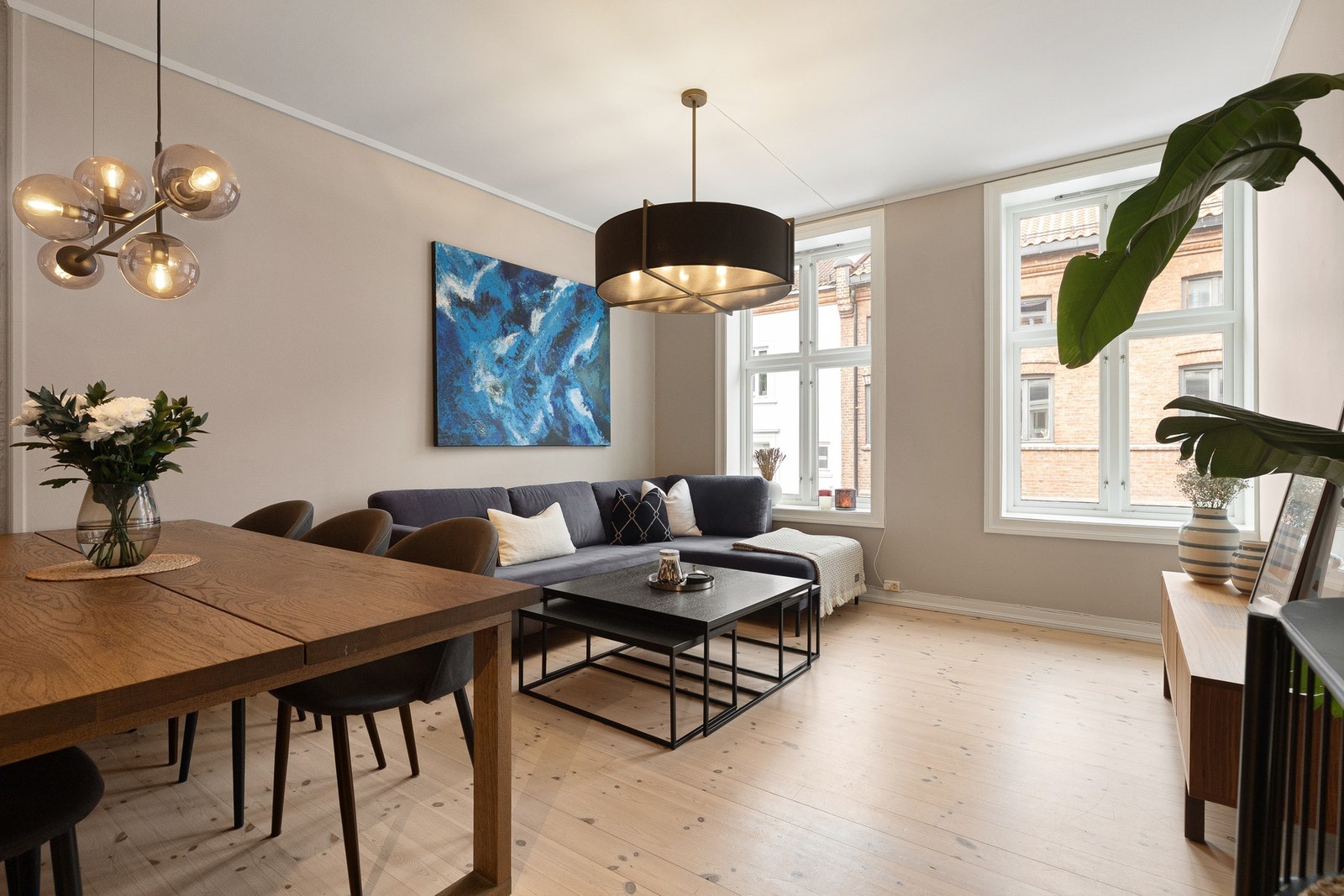 Karoline Selvåg v/PrivatMegleren Grünerløkka har gleden av å ønske velkommen til Teglverksgata 1! Galleribilde