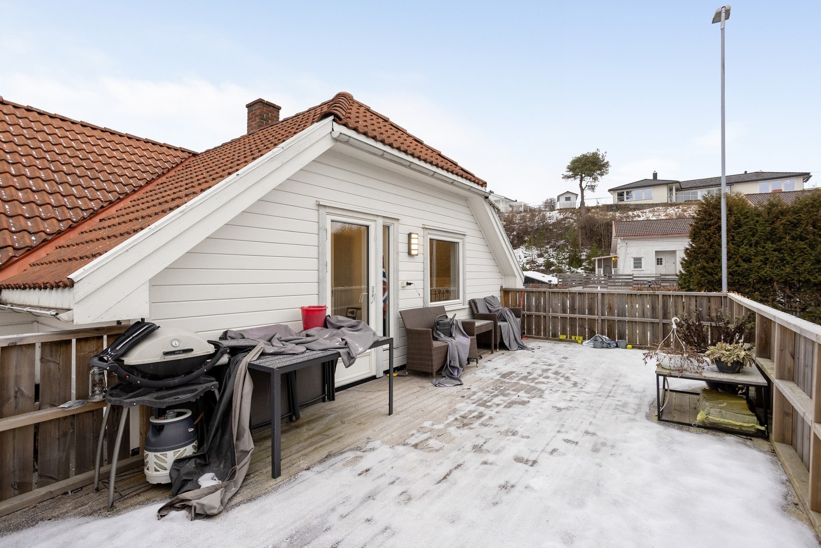 Dette er den største av de, denne er tilknyttet soverommene lenger inne i leiligheten Galleribilde