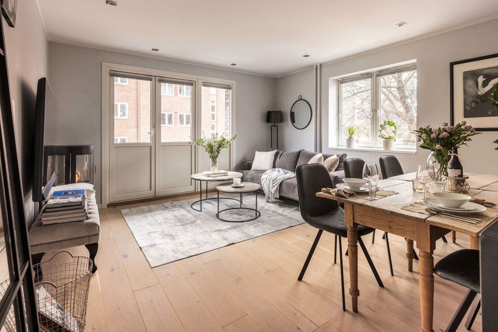 Velkommen til Trondheimsveien 172 presentert av Håkon Hovland og Michelle Lehn Jensen ved Emera Eiendomsmegling. Foto: Tigerstaden Boligfoto. Galleribilde