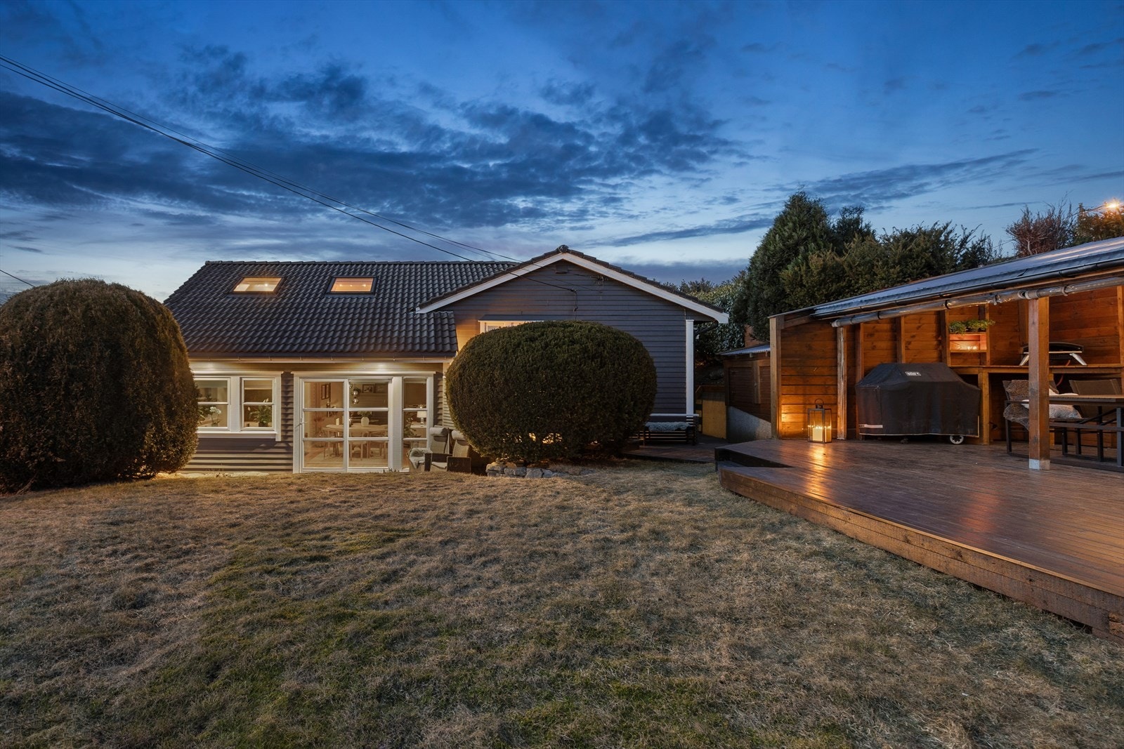 Kveldsfoto. Galleribilde