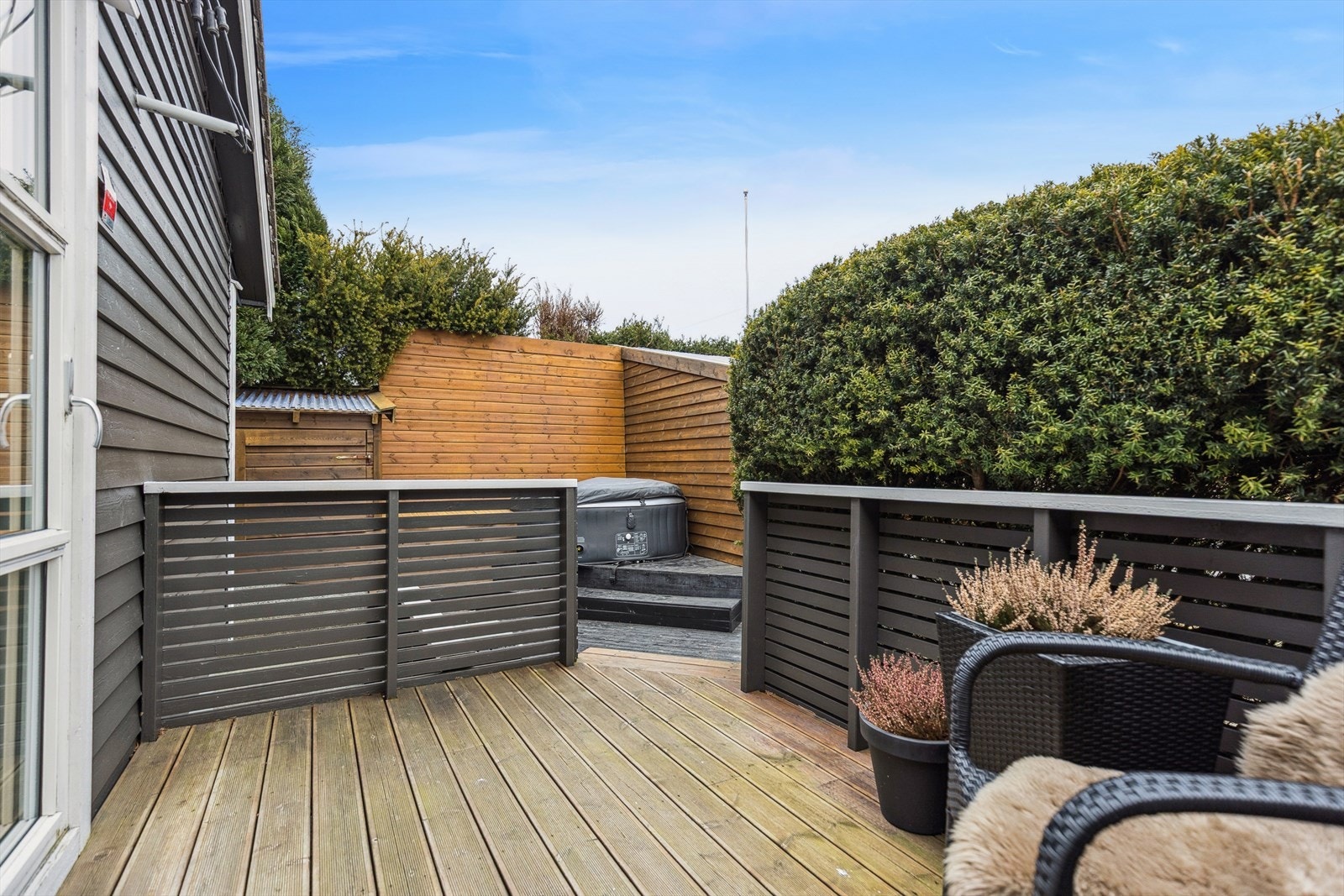 Et lunt og stille uteområde kun for deg! Galleribilde