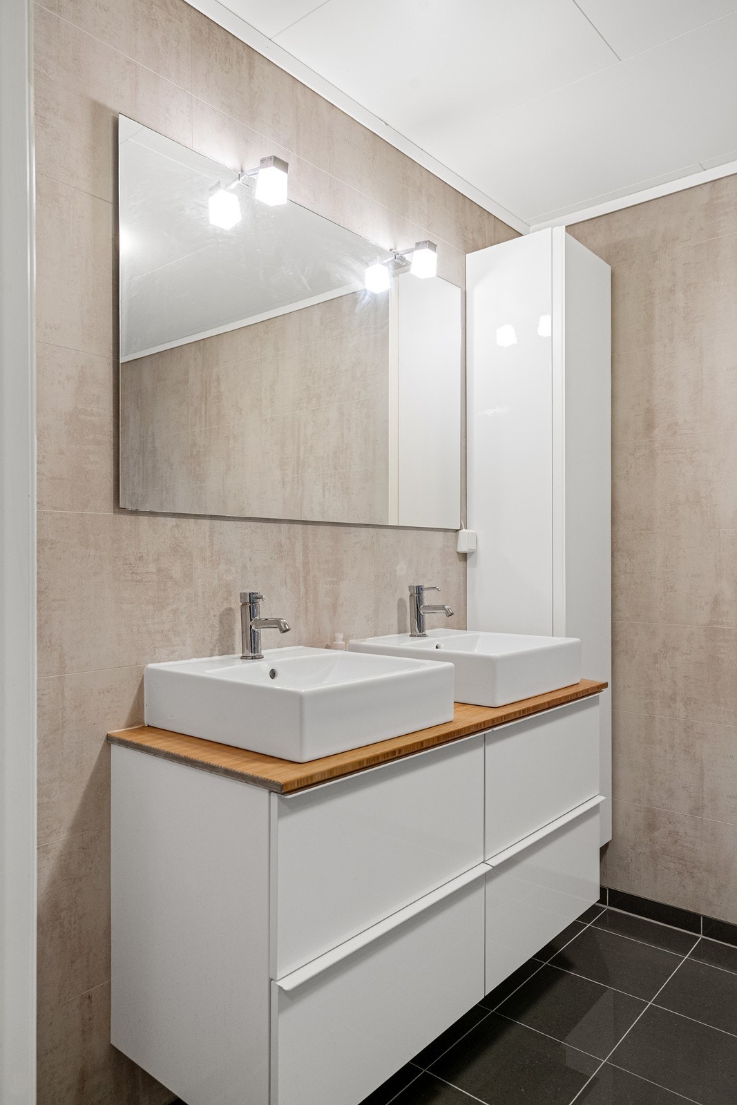 Baderomsinnredning Galleribilde