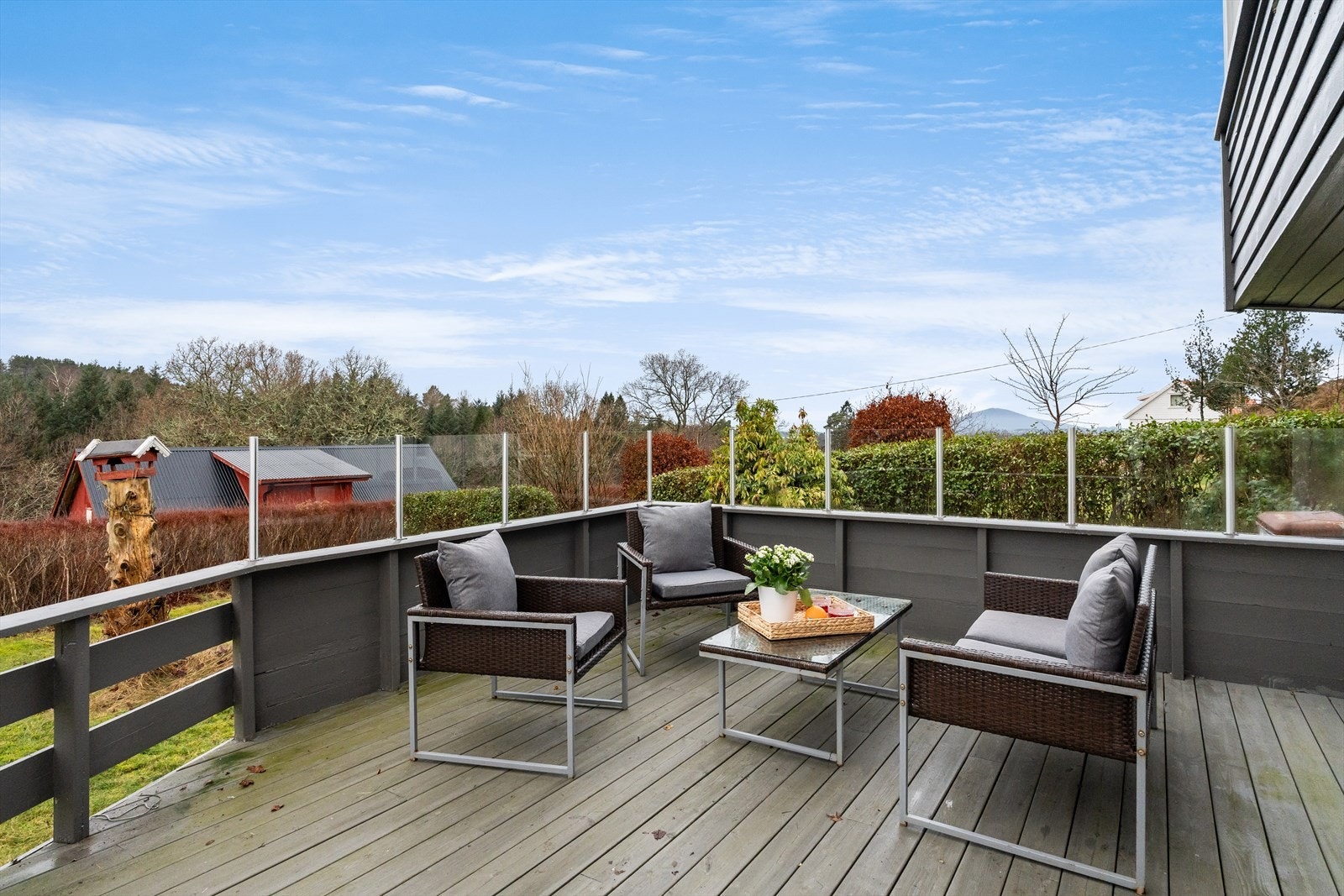 Rommelig terrasse Galleribilde