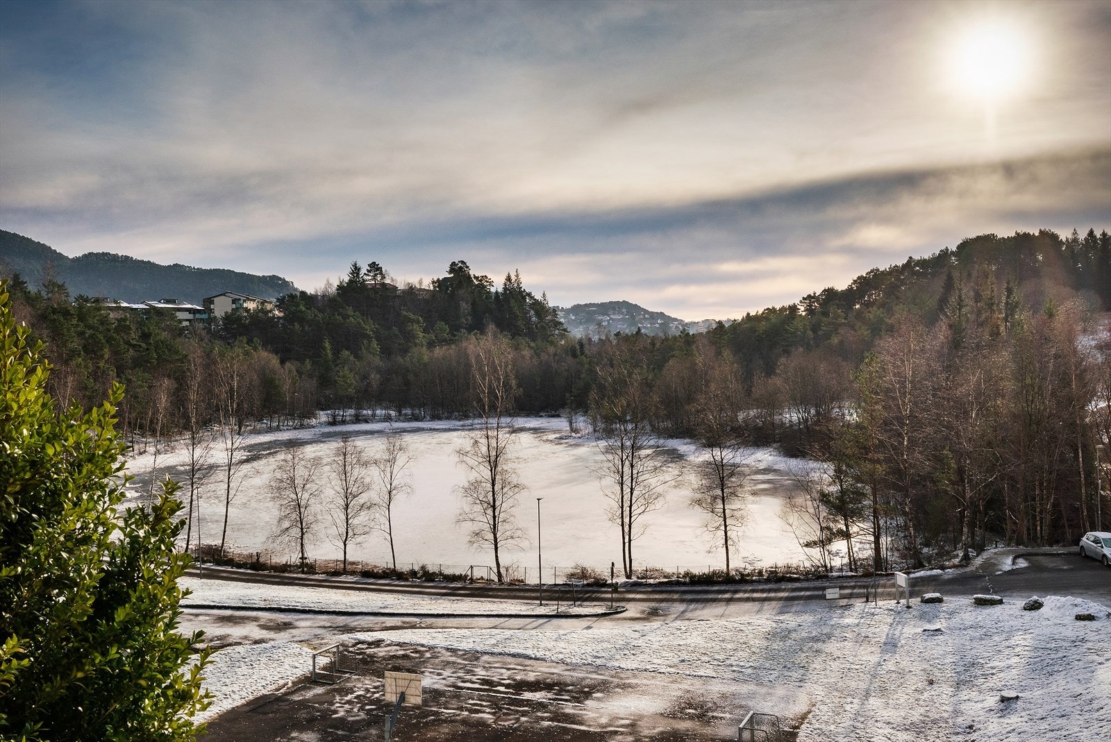 - Med denne beliggenheten har man Lauvåstjørna og Kanadaskogen som nærmeste nabo - Galleribilde
