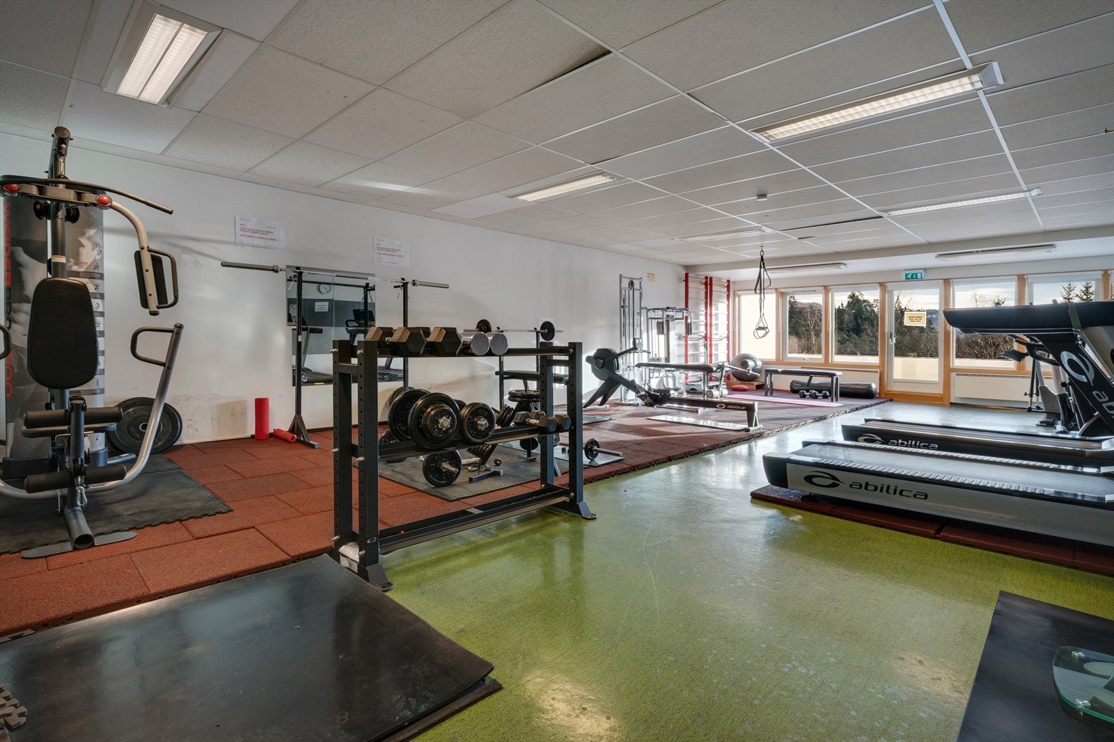 - Borettslaget har et felles treningsrom (ca. kr. 600,- per år) - Galleribilde