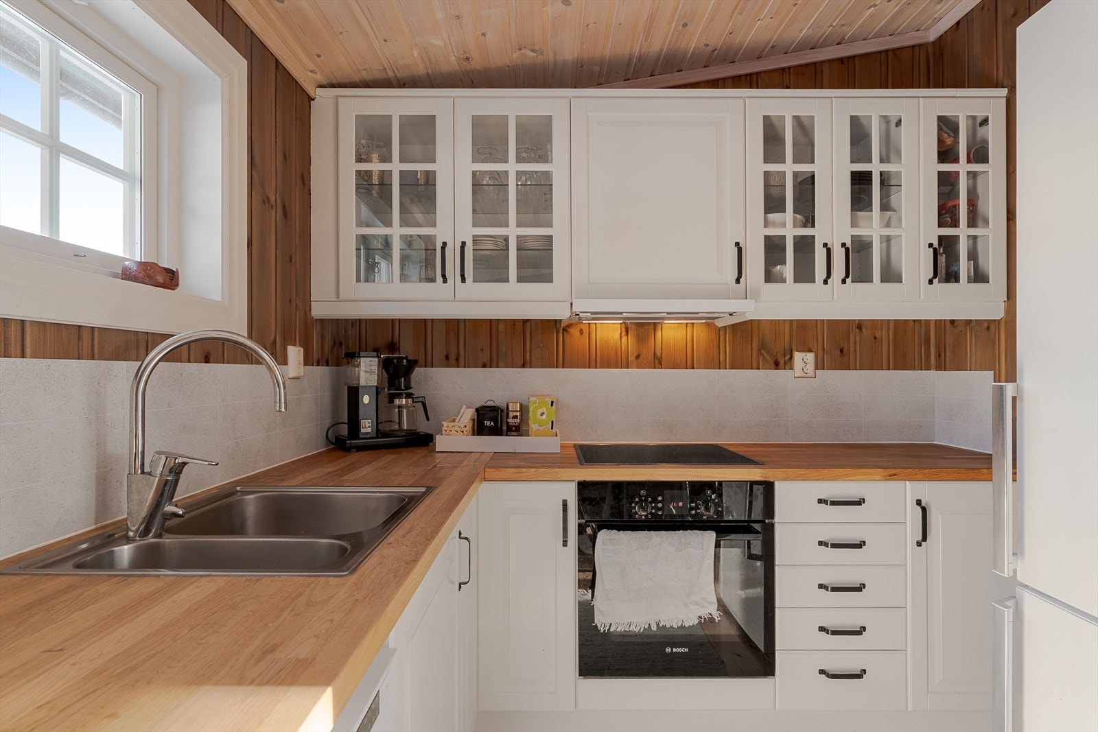 Her kan du lage mat i lyse og trivelige omgivelser Galleribilde