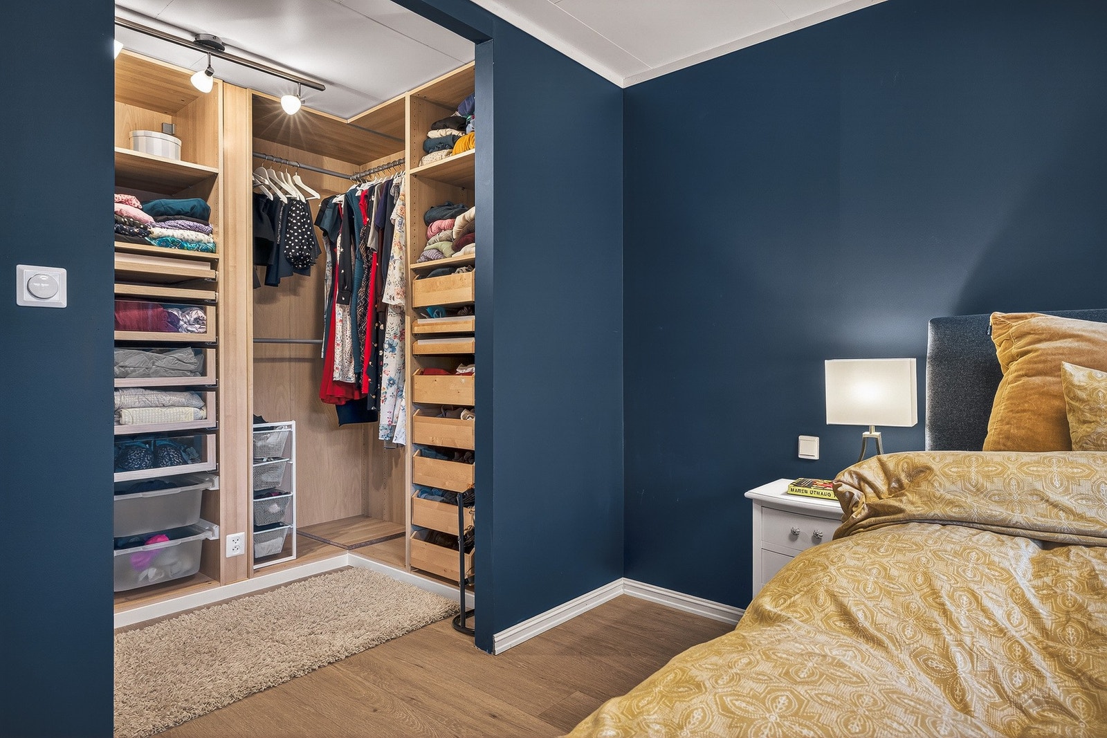 Soverommet har eget "walk-in". Galleribilde