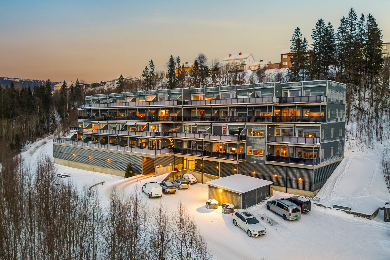 EIE Eiendomsmegling v/ Herman Fagernes har gleden av å presentere Søderlundmyra 65! Foto: Kathinka Herbst v/ Vaajmoe AS Galleribilde