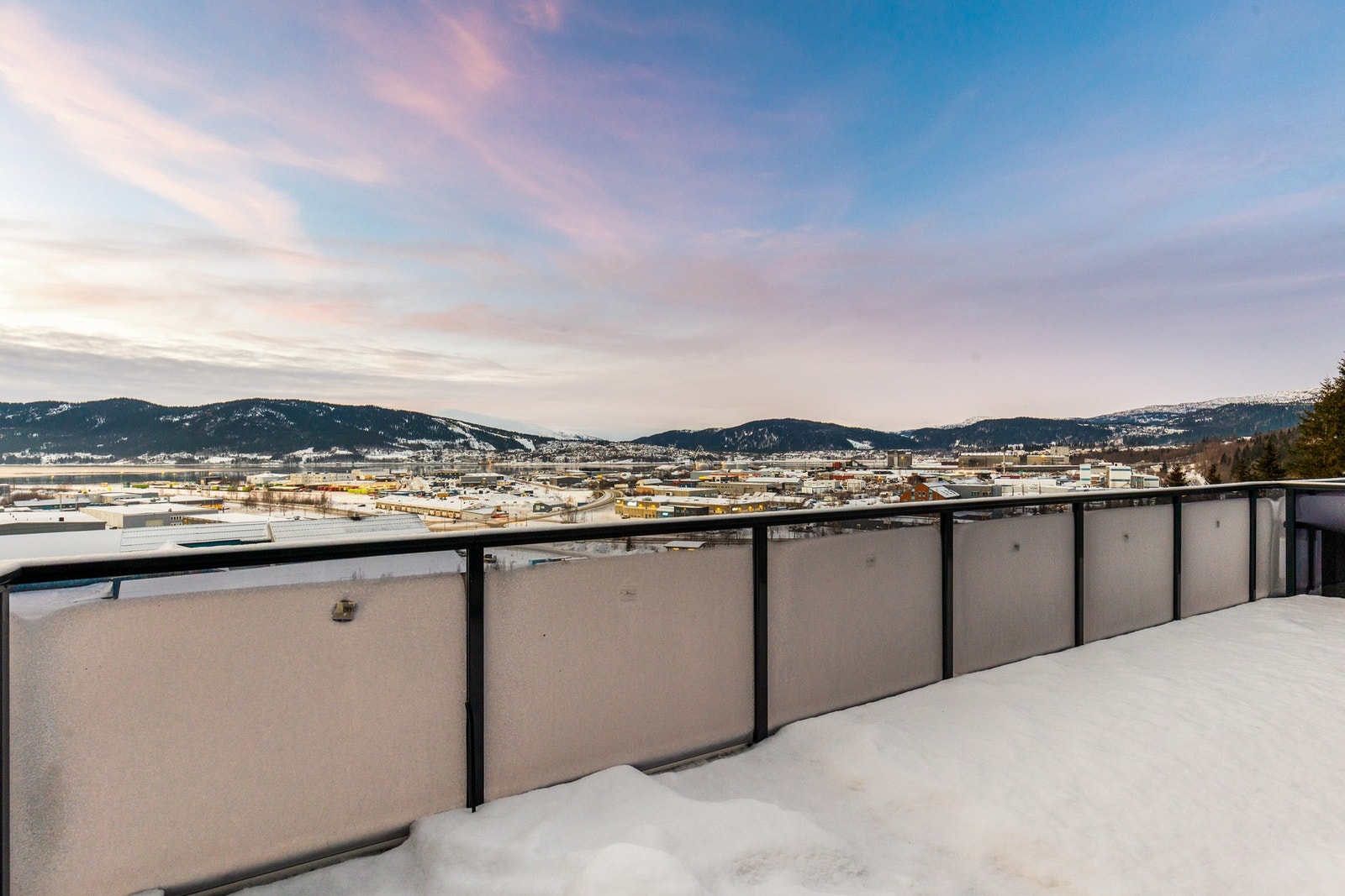 Sjekk denne utsikten Galleribilde