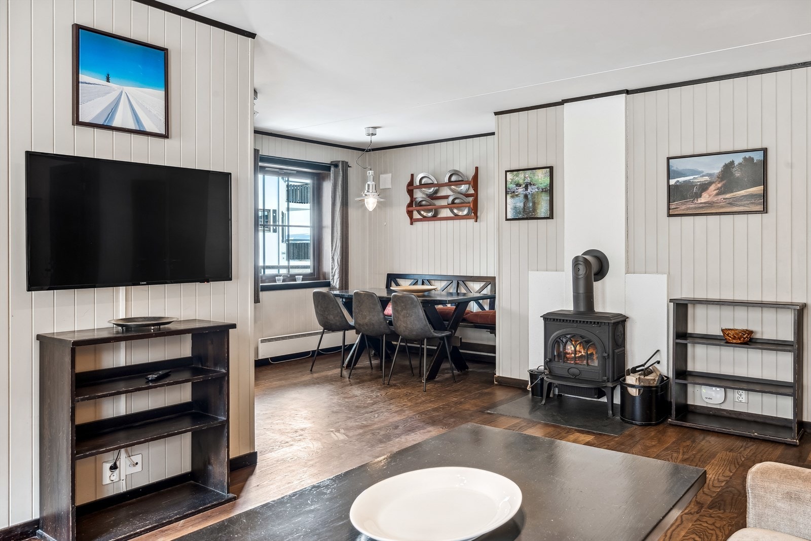 Innbydene stue Galleribilde