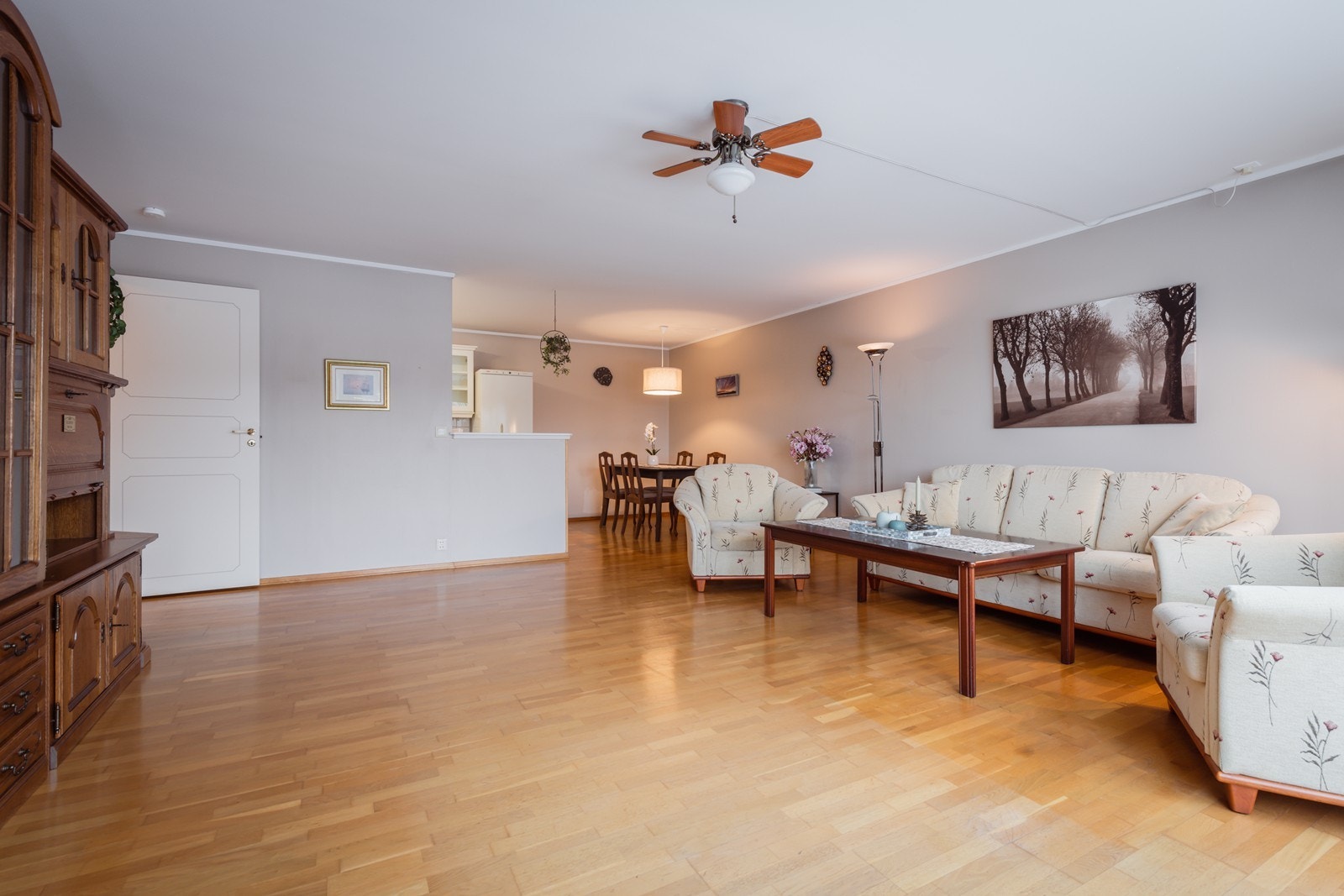 Stue/spisestue Galleribilde