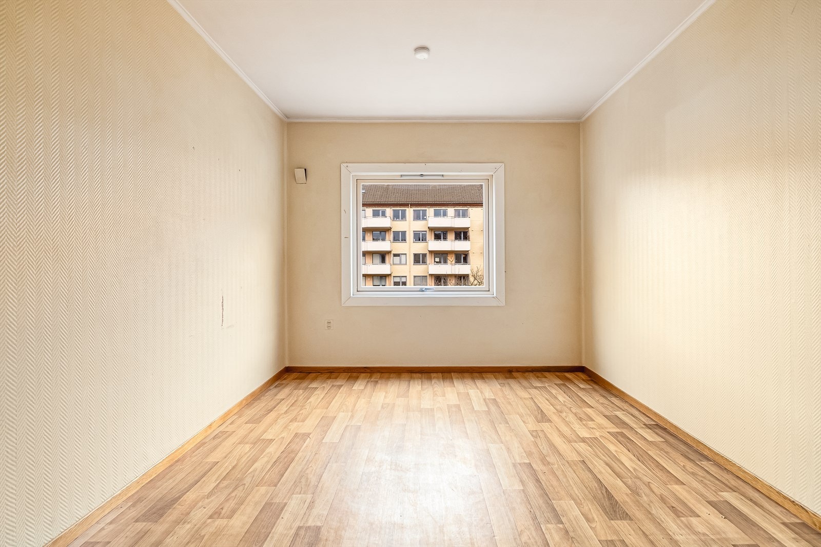 Soverom 2 er vendt mot nord og har utsikt mot Ulriken. Galleribilde