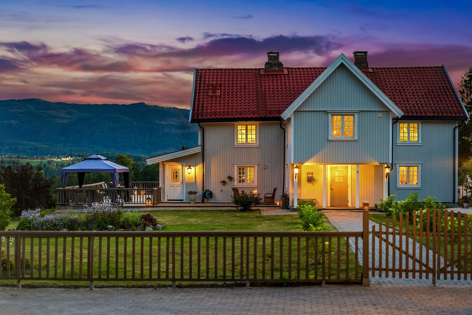 Velkommen til fantastiske og historiske Røysiåsen 42 B Galleribilde