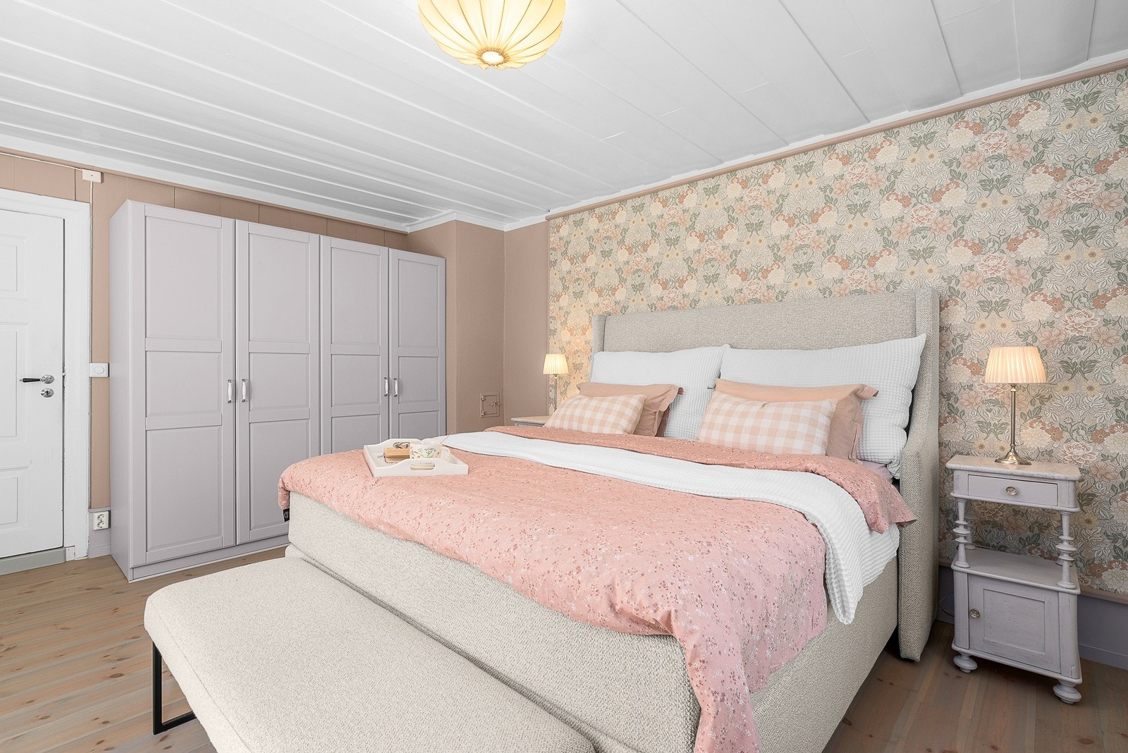 Soverom I Galleribilde