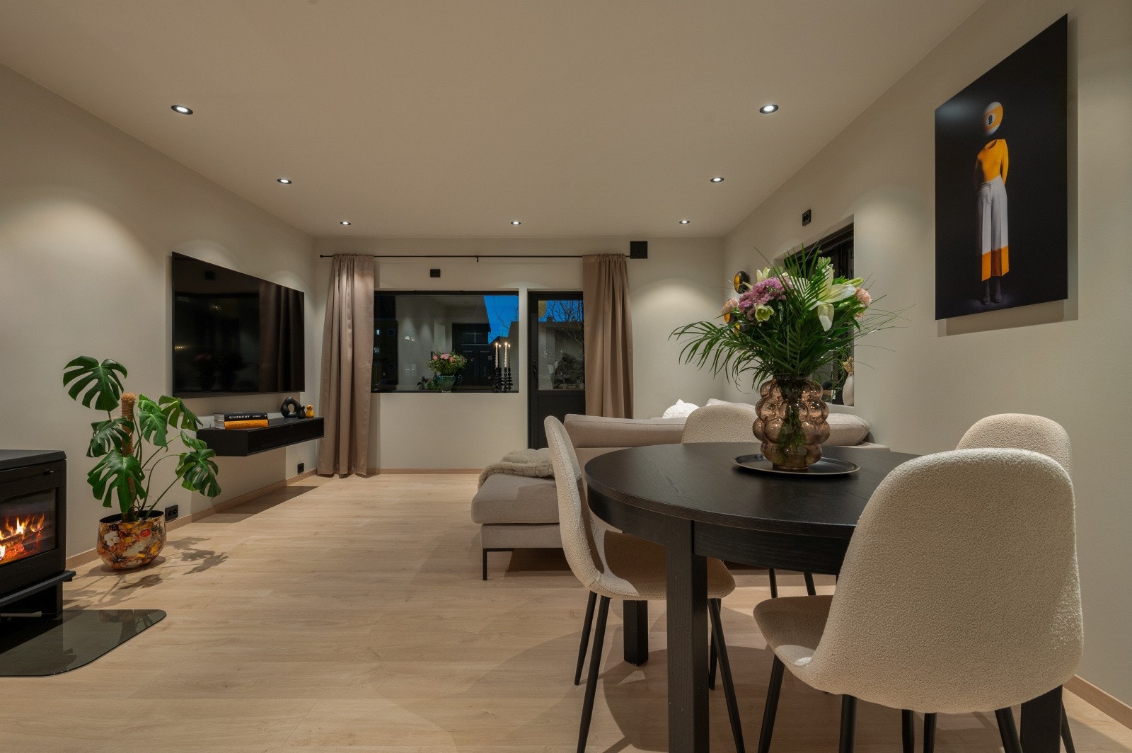 Borettslaget er godt etablert og har vært et av Trondheims mest populære borettslag på østsiden av byen. Fellesutgiftene på kr 5.652,- inkluderer kommunale avgifter, tv/ internett, avdrag og renter på andel felles gjeld og vaktmestertjenester. Galleribilde