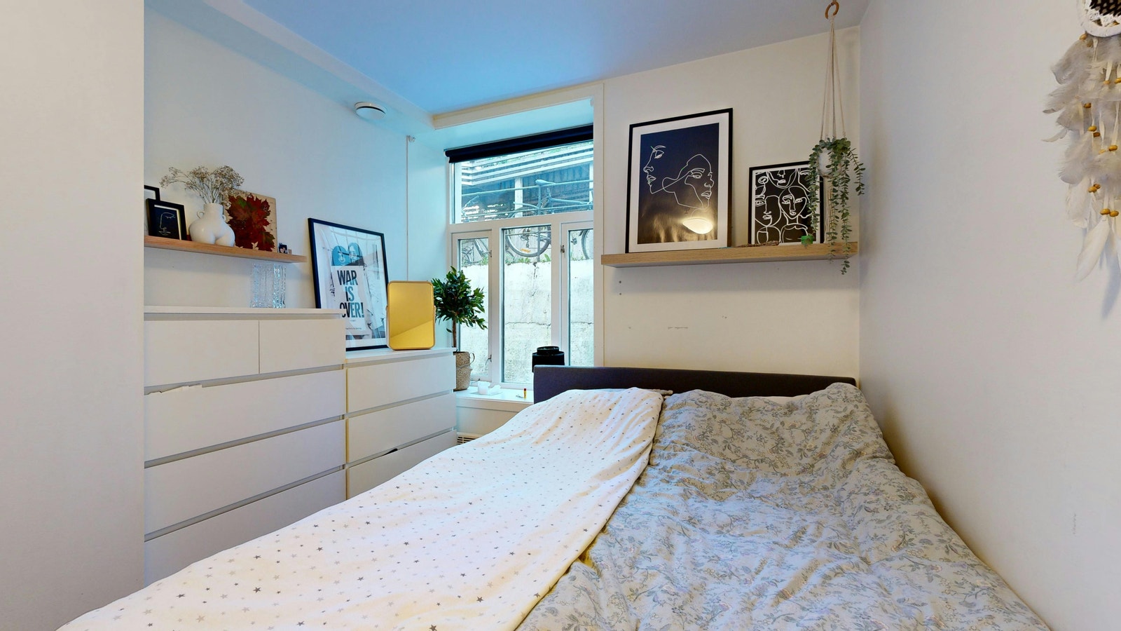 Sov 1 på 9 kvm Galleribilde