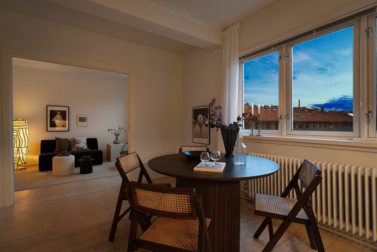 Kveldsstemning. Galleribilde