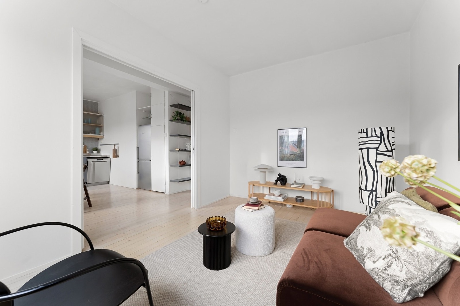 Skyvedøren er satt inn i 2025. Galleribilde