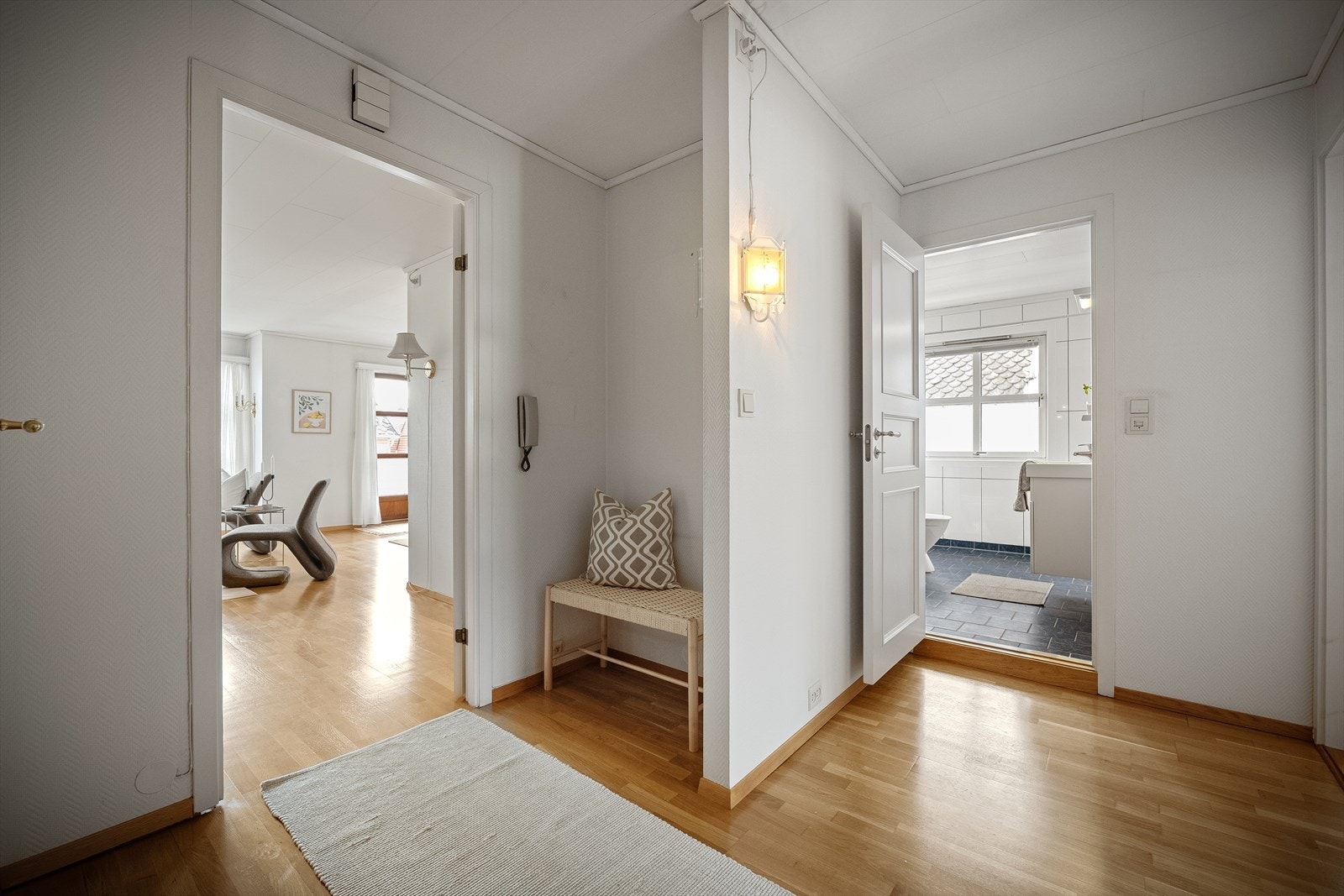 Entré/gang Galleribilde