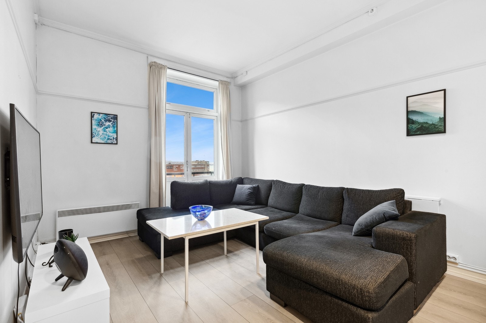 God takhøyde gjennom hele leiligheten. Galleribilde