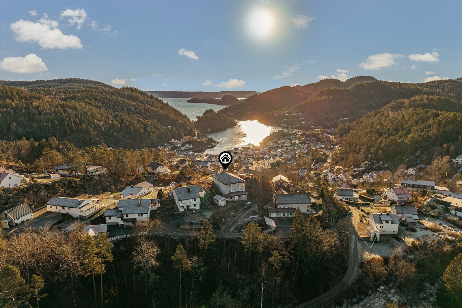 Det er trygg skolevei til Sannidal Barneskole som ligger bare 600 meter unna. Galleribilde