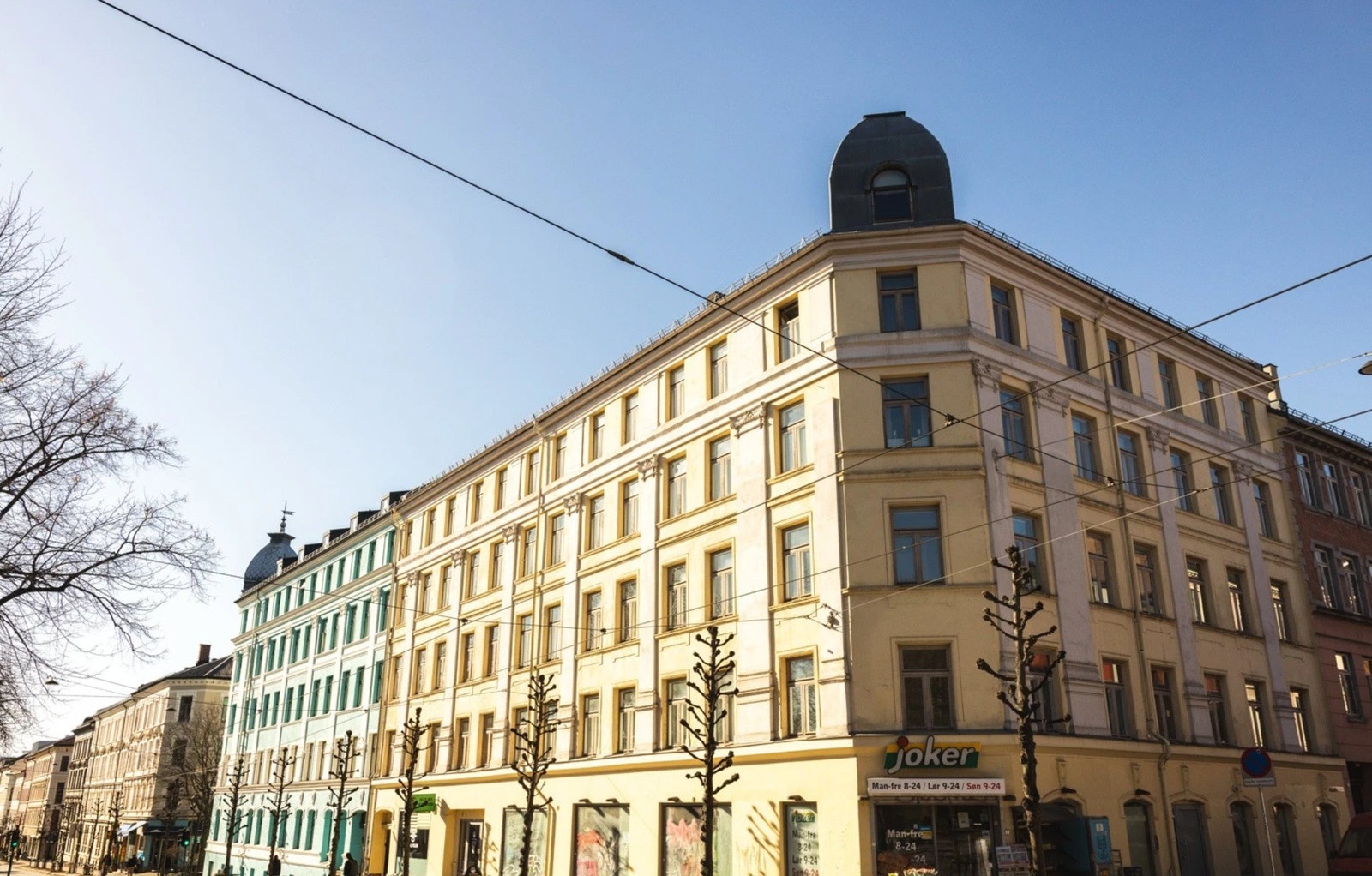 Boligen ligger byggets 4.etg. Vernet bygård. Galleribilde