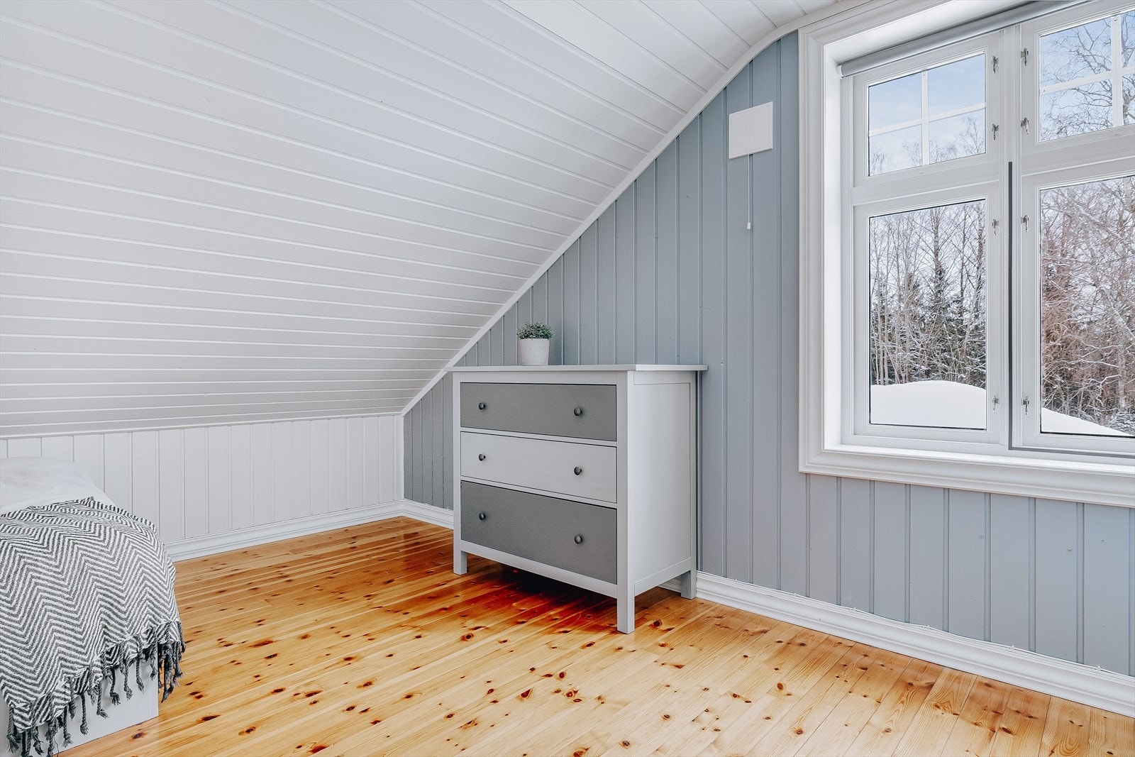 Soverom 3 er også et lyst og hyggelig soverom. Galleribilde