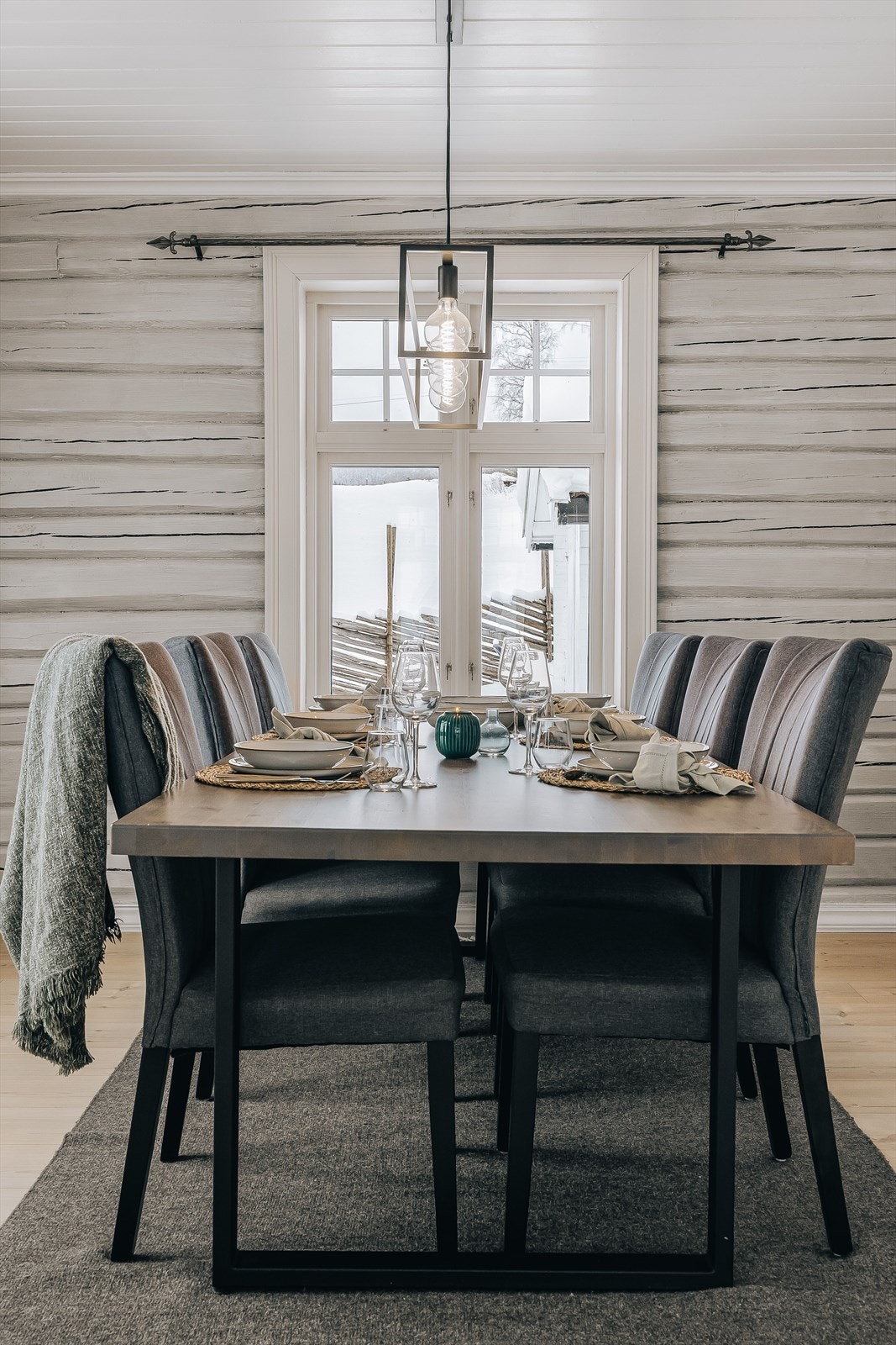 Den innerste delen av stuen er i dag innredet som en nydelig spisestue. Galleribilde