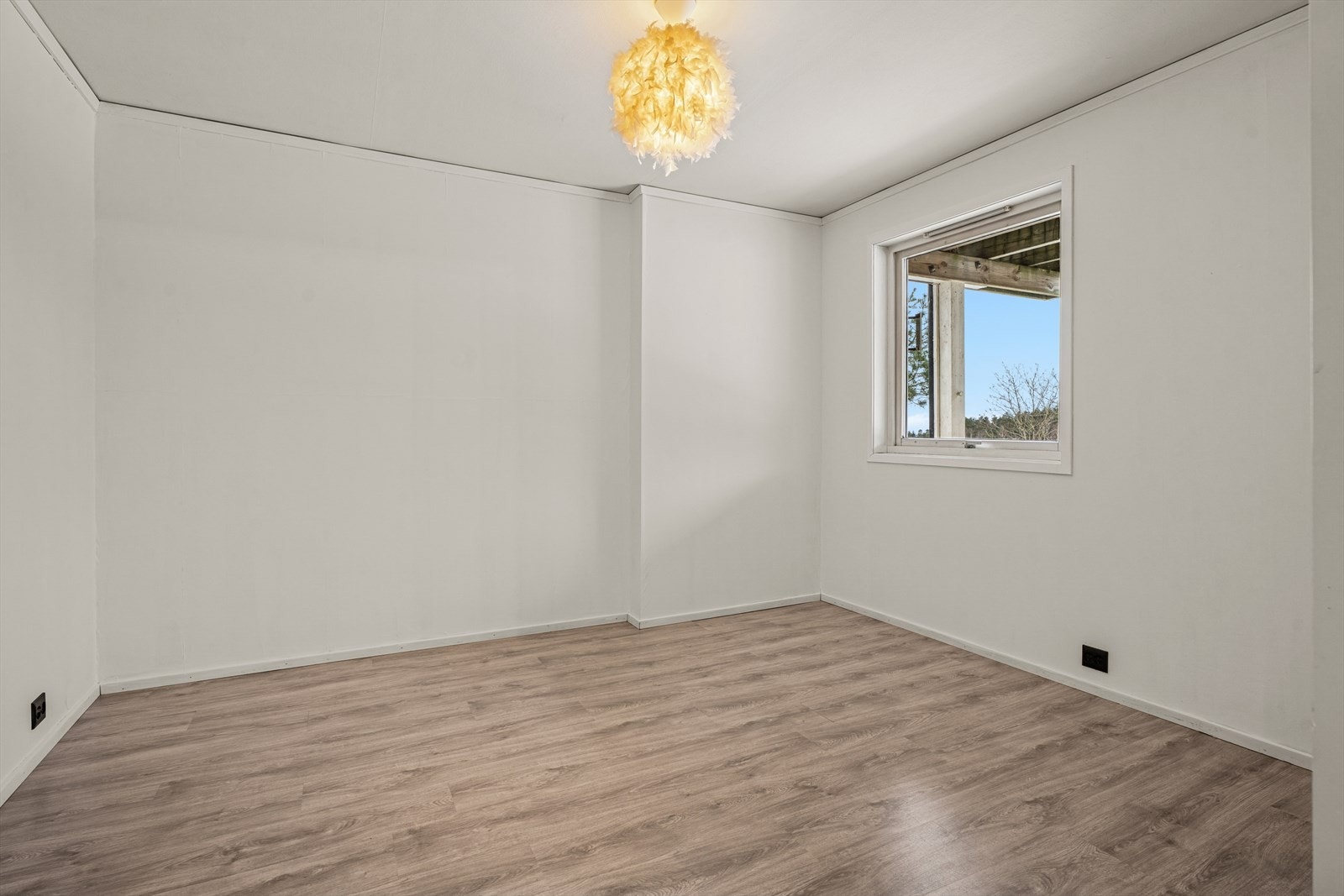 Boligen inneholder ett godkjent soverom. Galleribilde