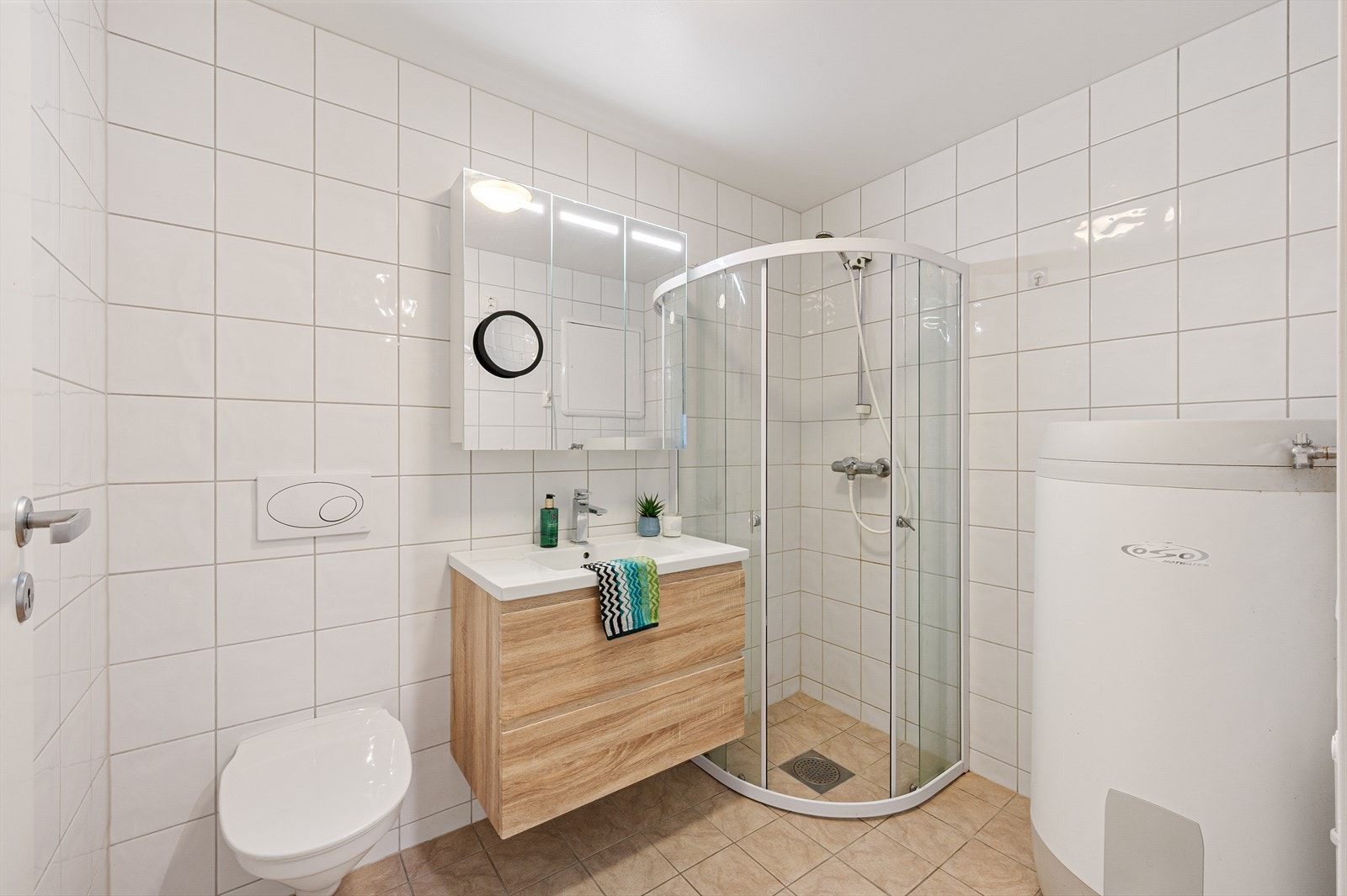 - Helfliset baderom på 4m² - Galleribilde