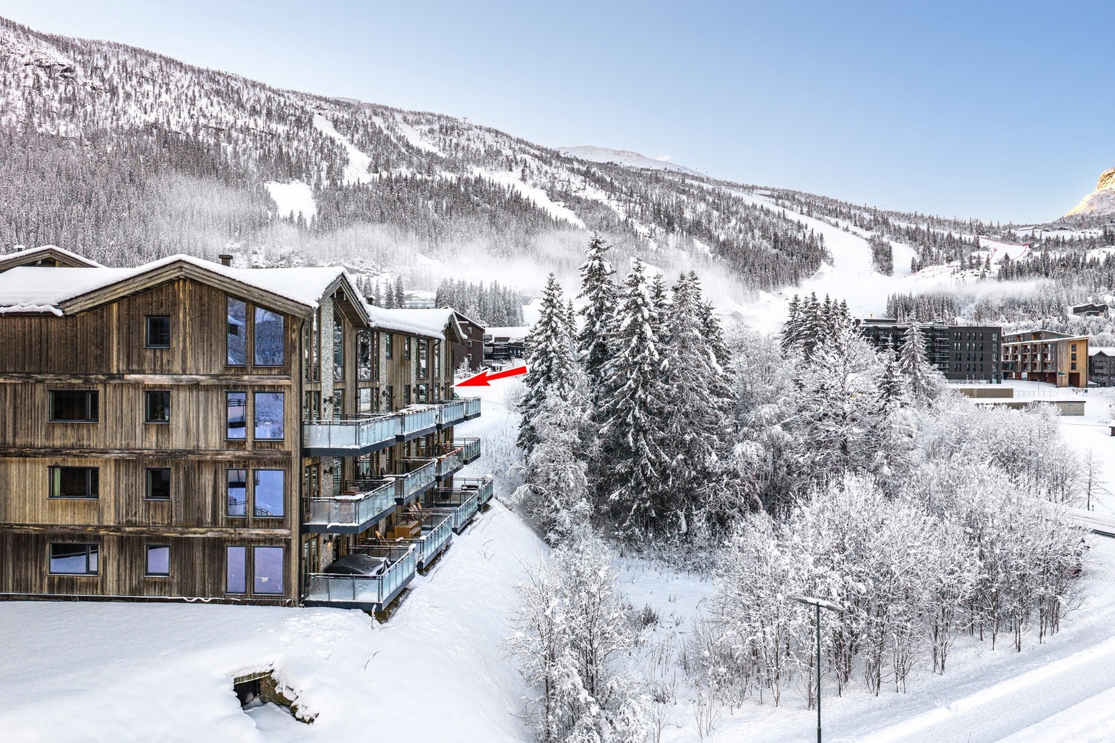 Luftig beliggenhet over to plan i toppen av bygg C. Galleribilde