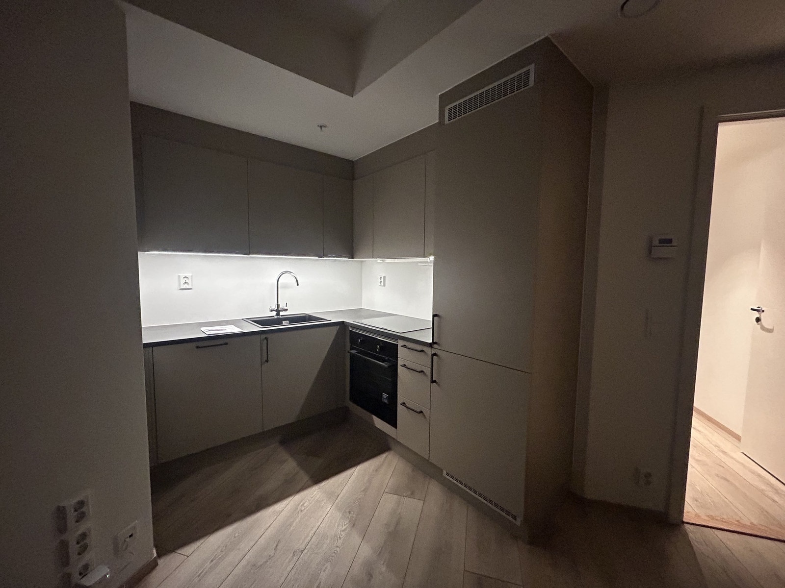 Velkommen til Bekkedroga 14 - Nyere 3-roms leilighet! Galleribilde