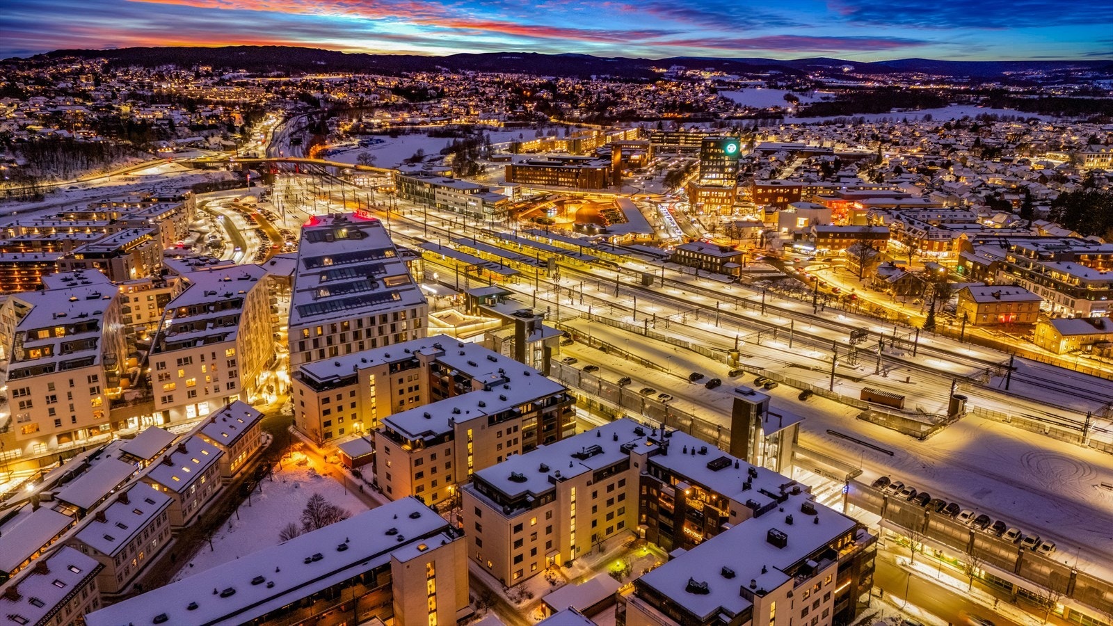 Alt er tilrettelagt for enkle hverdager, med heisadkomst, garasjeplass og svært sentral beliggenhet. Galleribilde