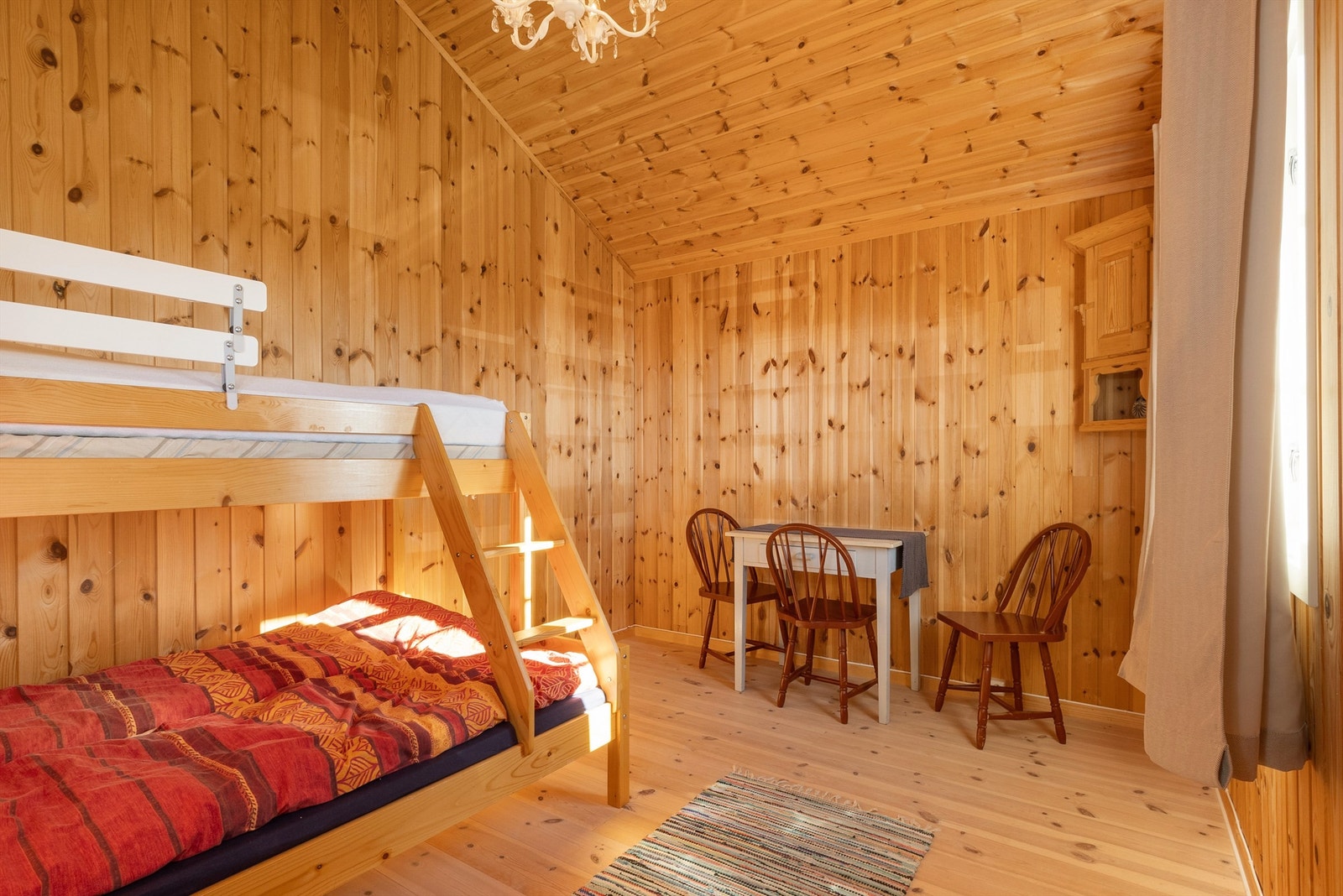 Det er også satt et lite spisebord her. Galleribilde