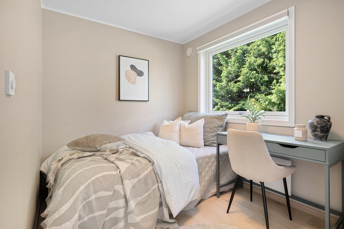 Soverom "Saturn" Galleribilde