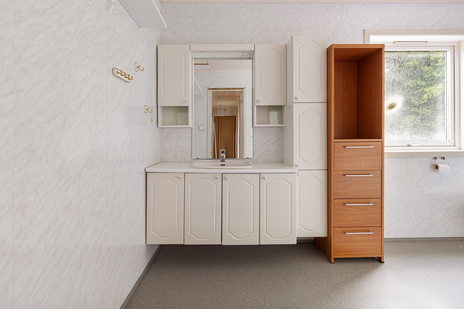 Stort bad i 1.etg. Galleribilde